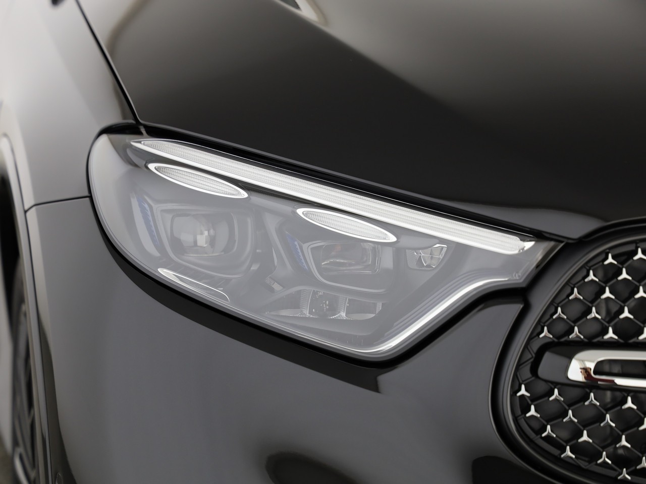 MERCEDES-BENZ GLC Coupé 300 4Matic 9G-Tronic - 17