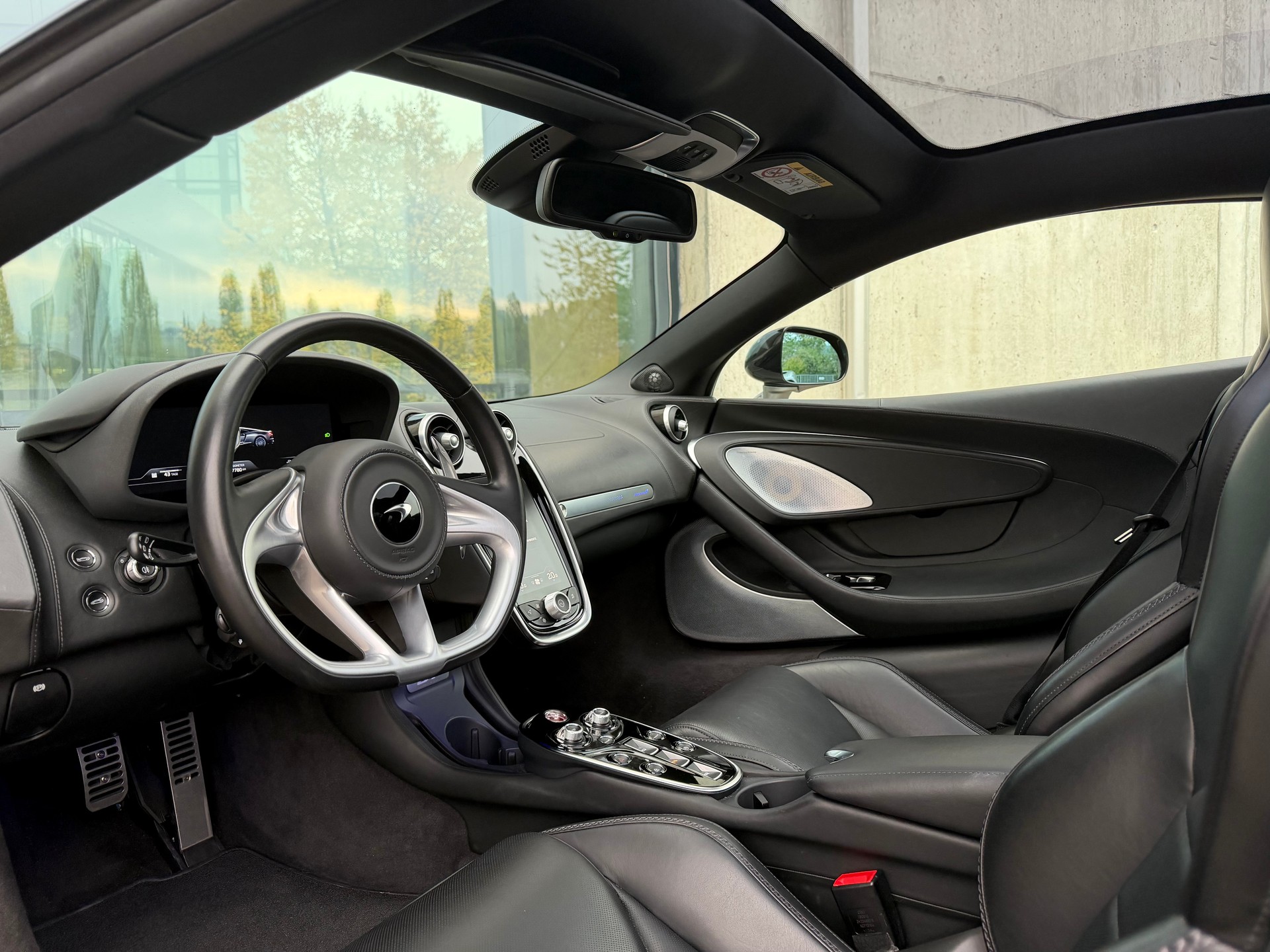McLAREN GT Luxe - 5