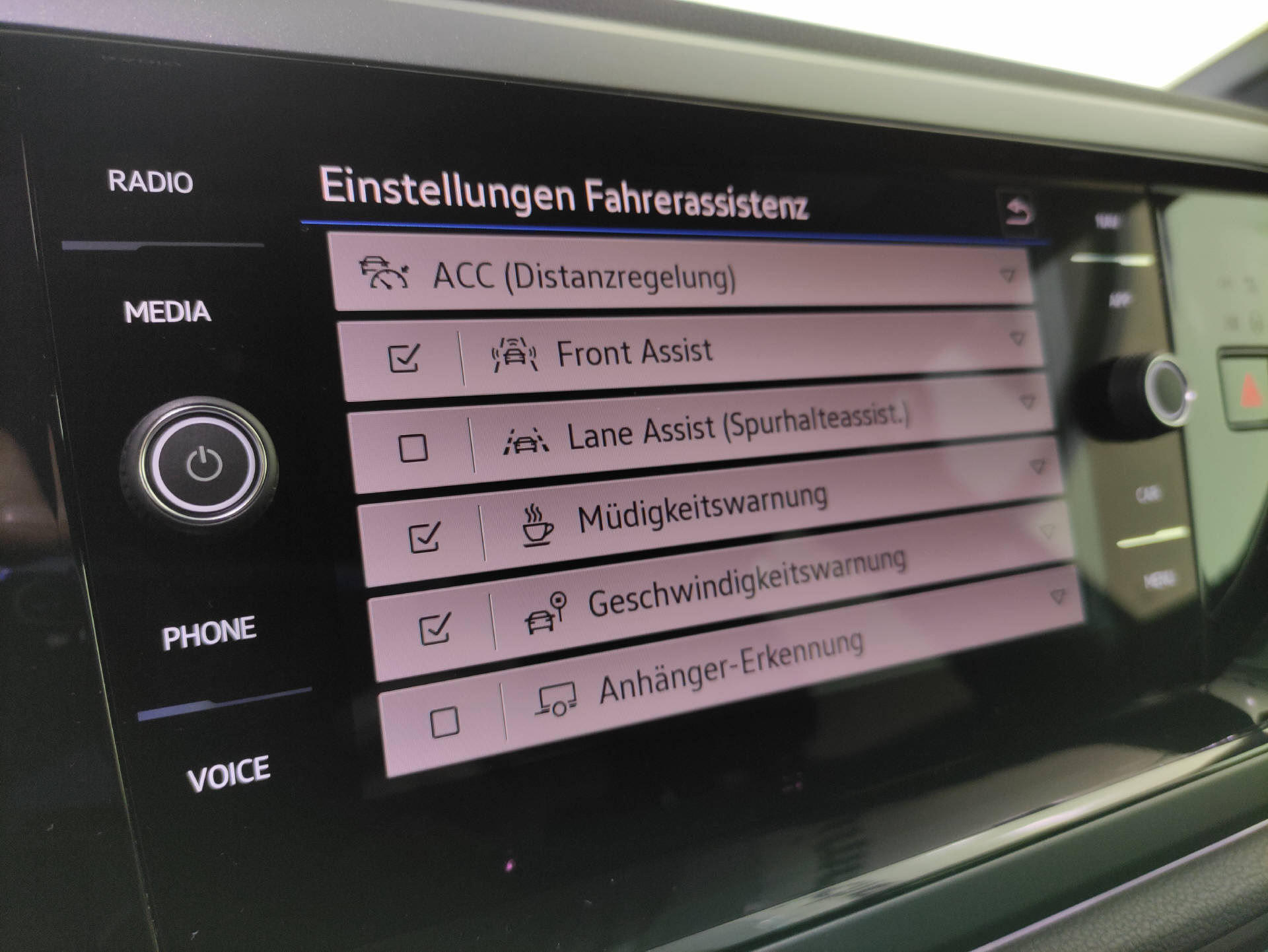 VW Taigo 1.5 TSI R-Line DSG - 9