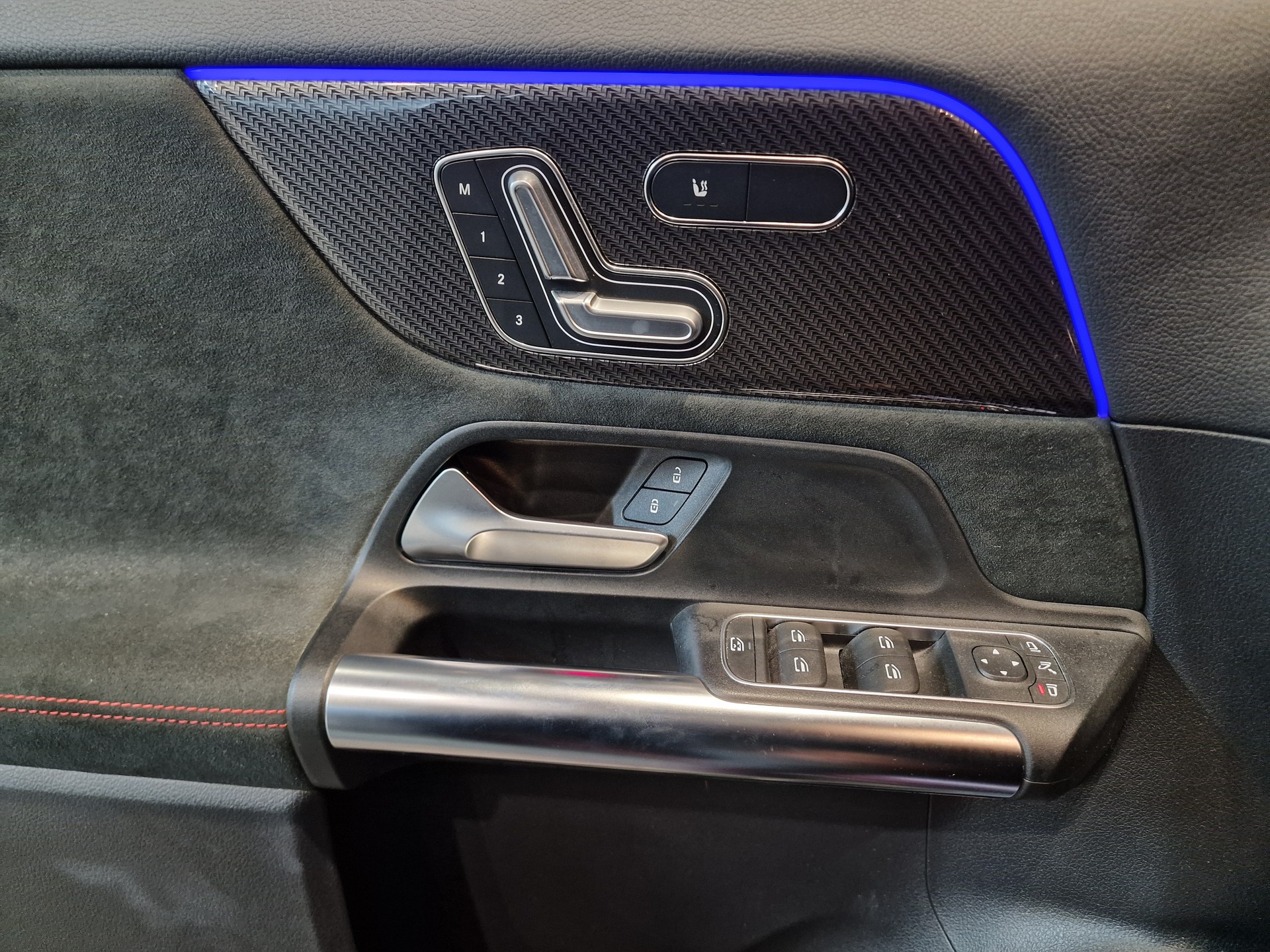 MERCEDES-BENZ GLA 35 AMG 4Matic 8G-Speedshift DCT 8xAlu 24Mt Gara - 28