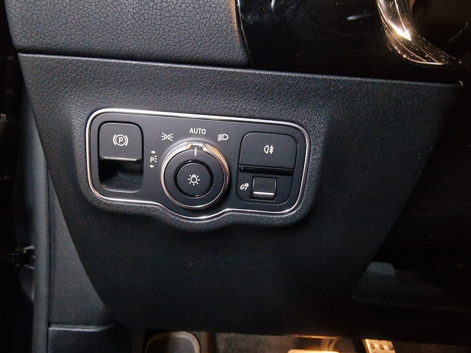 MERCEDES-BENZ GLA 35 AMG 4Matic 8G-Speedshift DCT 8xAlu 24Mt Gara - 30