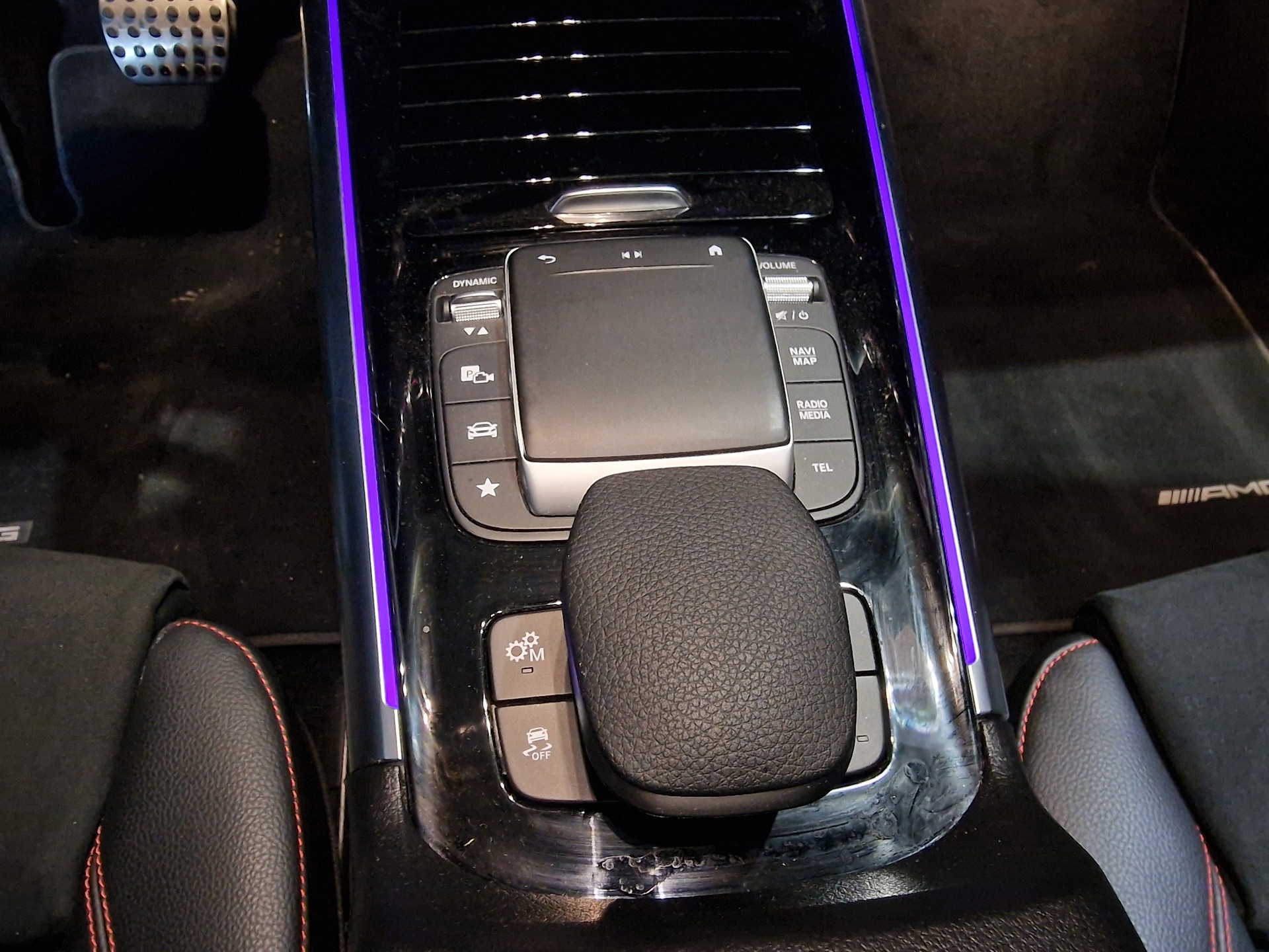 MERCEDES-BENZ GLA 35 AMG 4Matic 8G-Speedshift DCT 8xAlu 24Mt Gara - 24