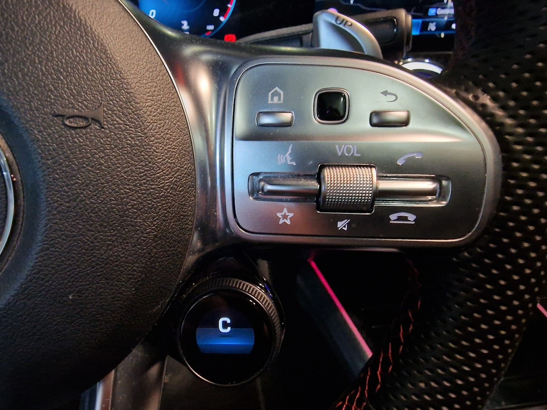 MERCEDES-BENZ GLA 35 AMG 4Matic 8G-Speedshift DCT 8xAlu 24Mt Gara - 16