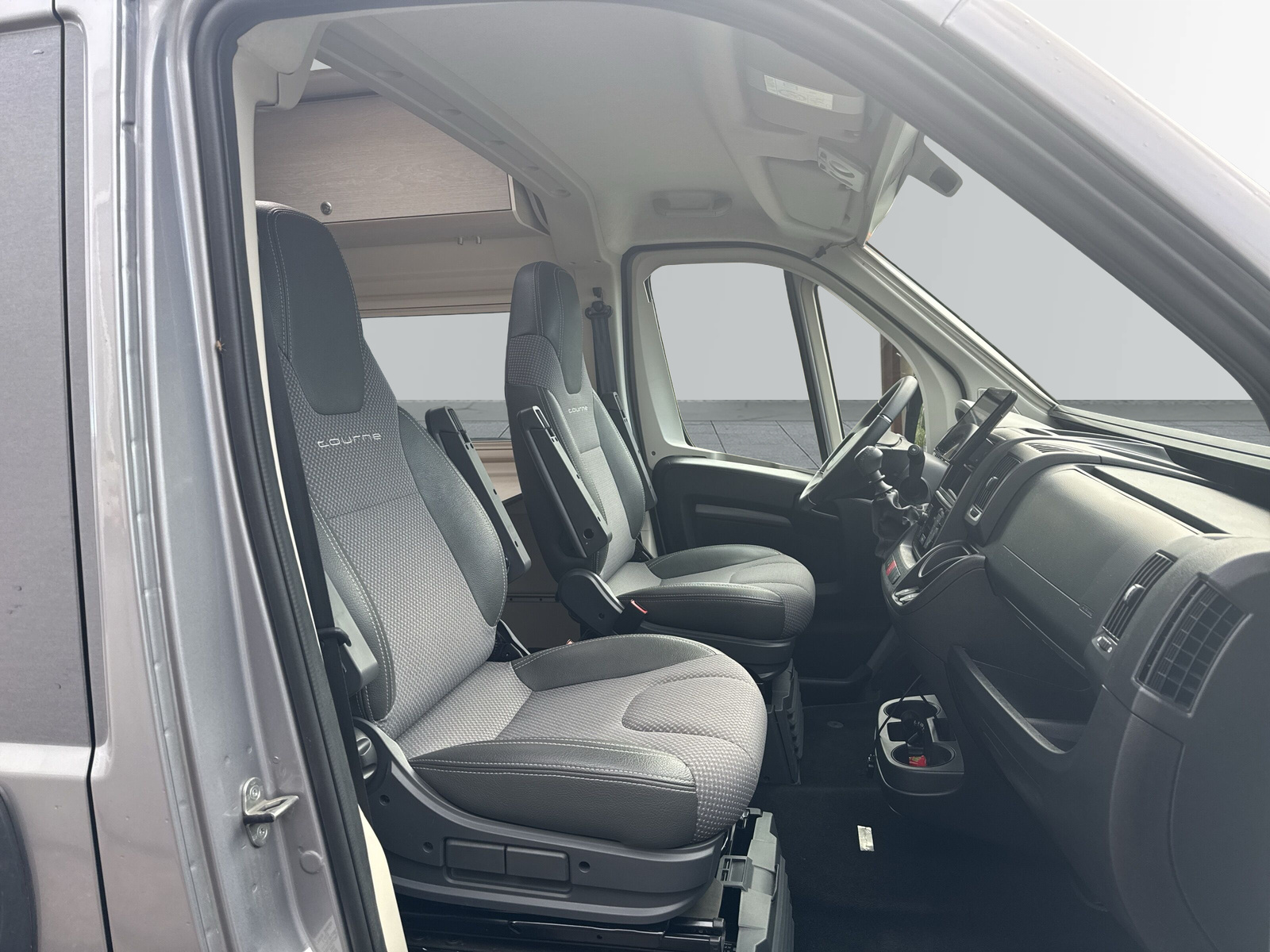 TOURNE MOBIL 6.4 Heavy Chassis 165 PS - 9