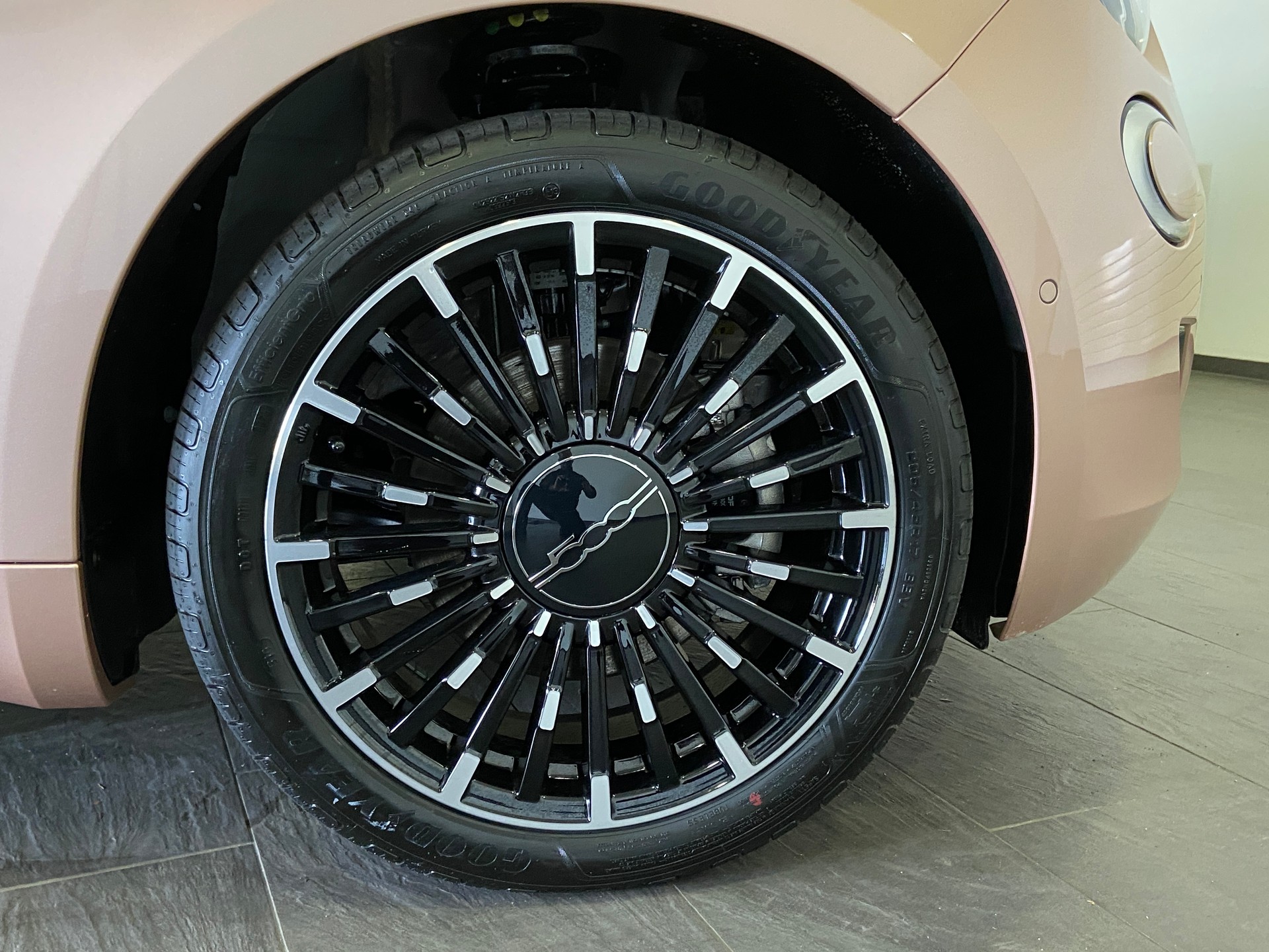 FIAT 500 C electric 87 kW La Prima - 7