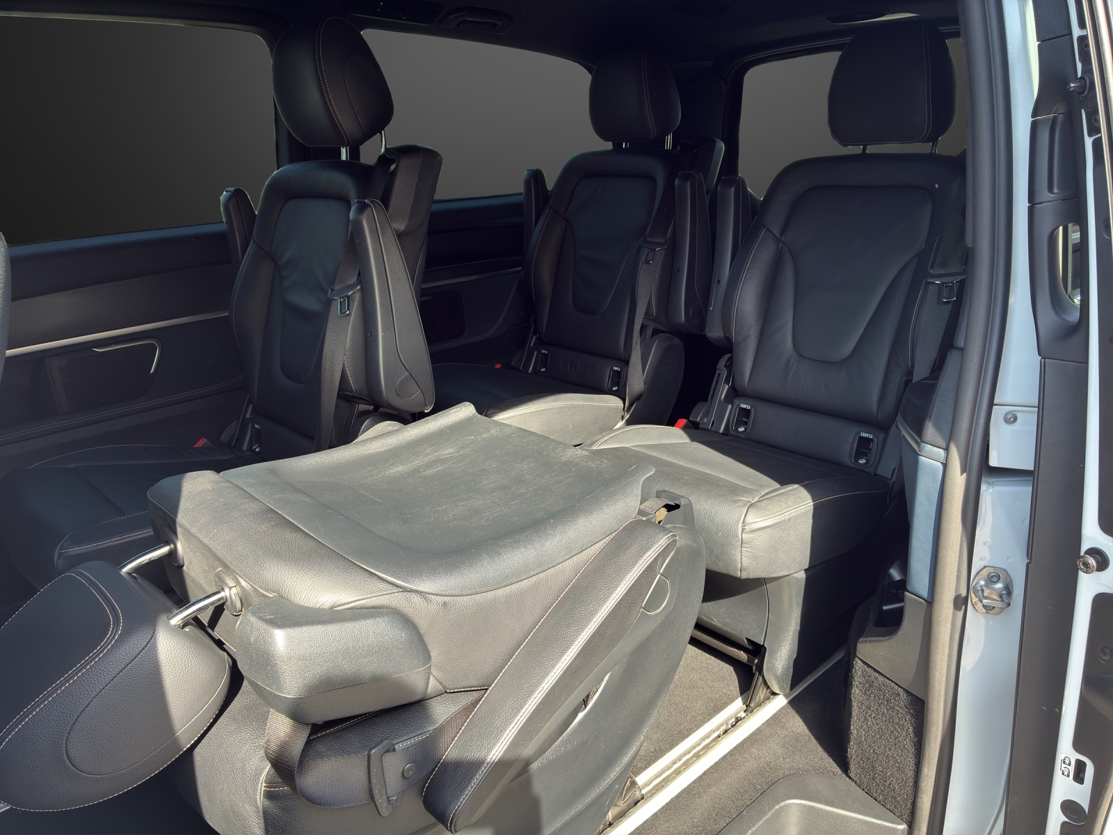 MERCEDES-BENZ EQV 300 Avantgarde lang - 11