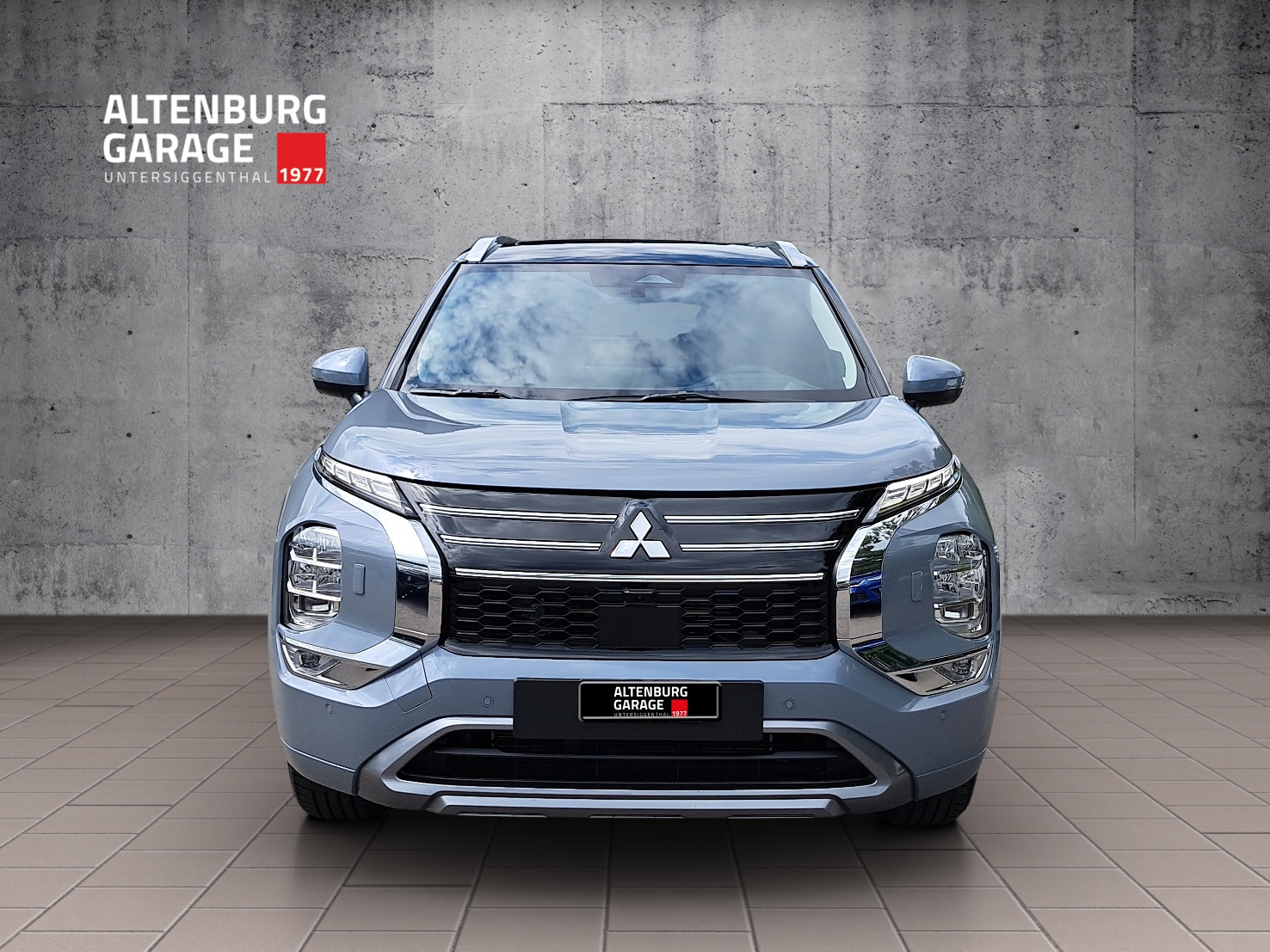 MITSUBISHI Outlander 2.4 PHEV Instyle 4x4-7