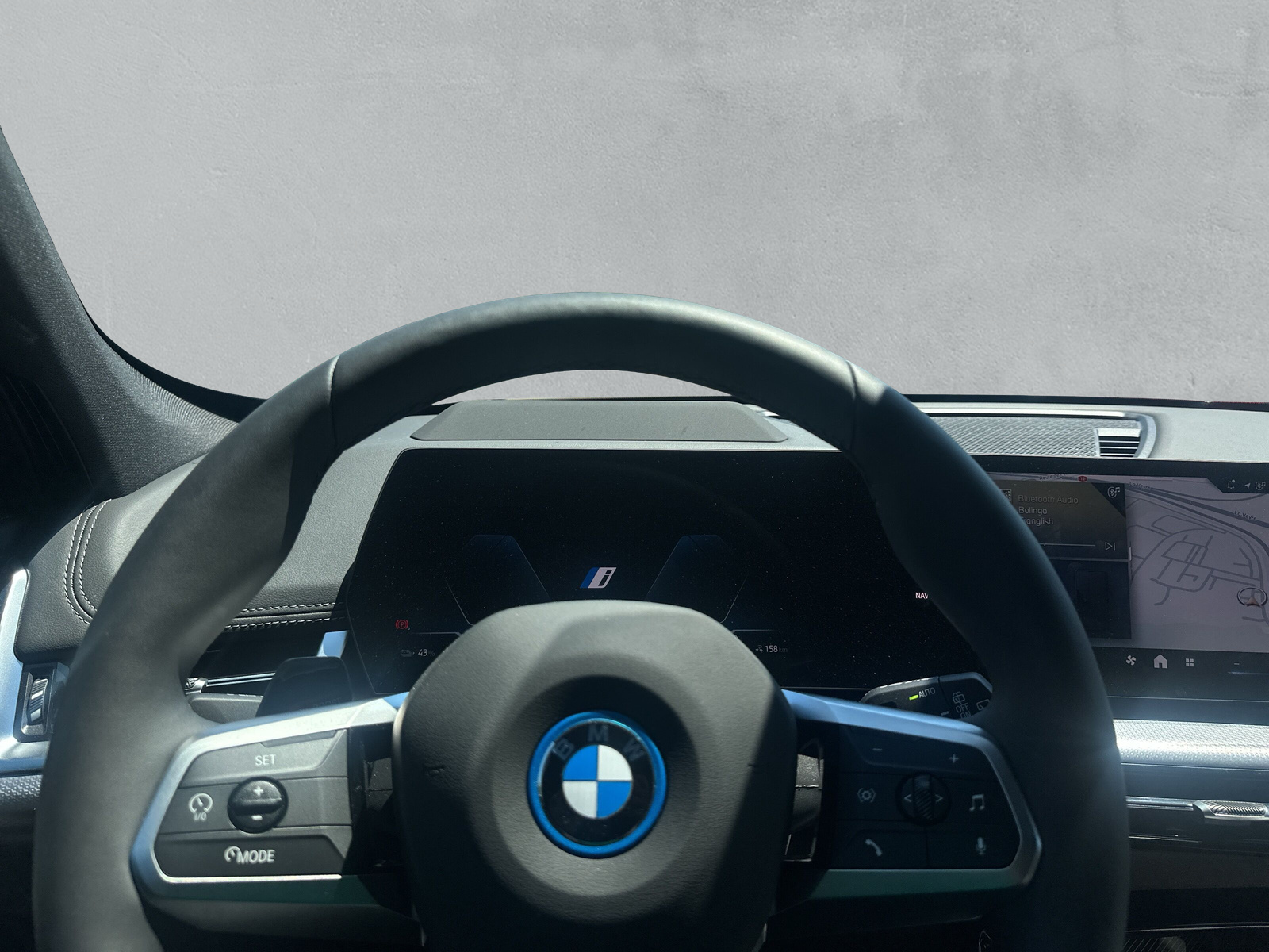 BMW iX1 eDrive 20 M Sport - 19