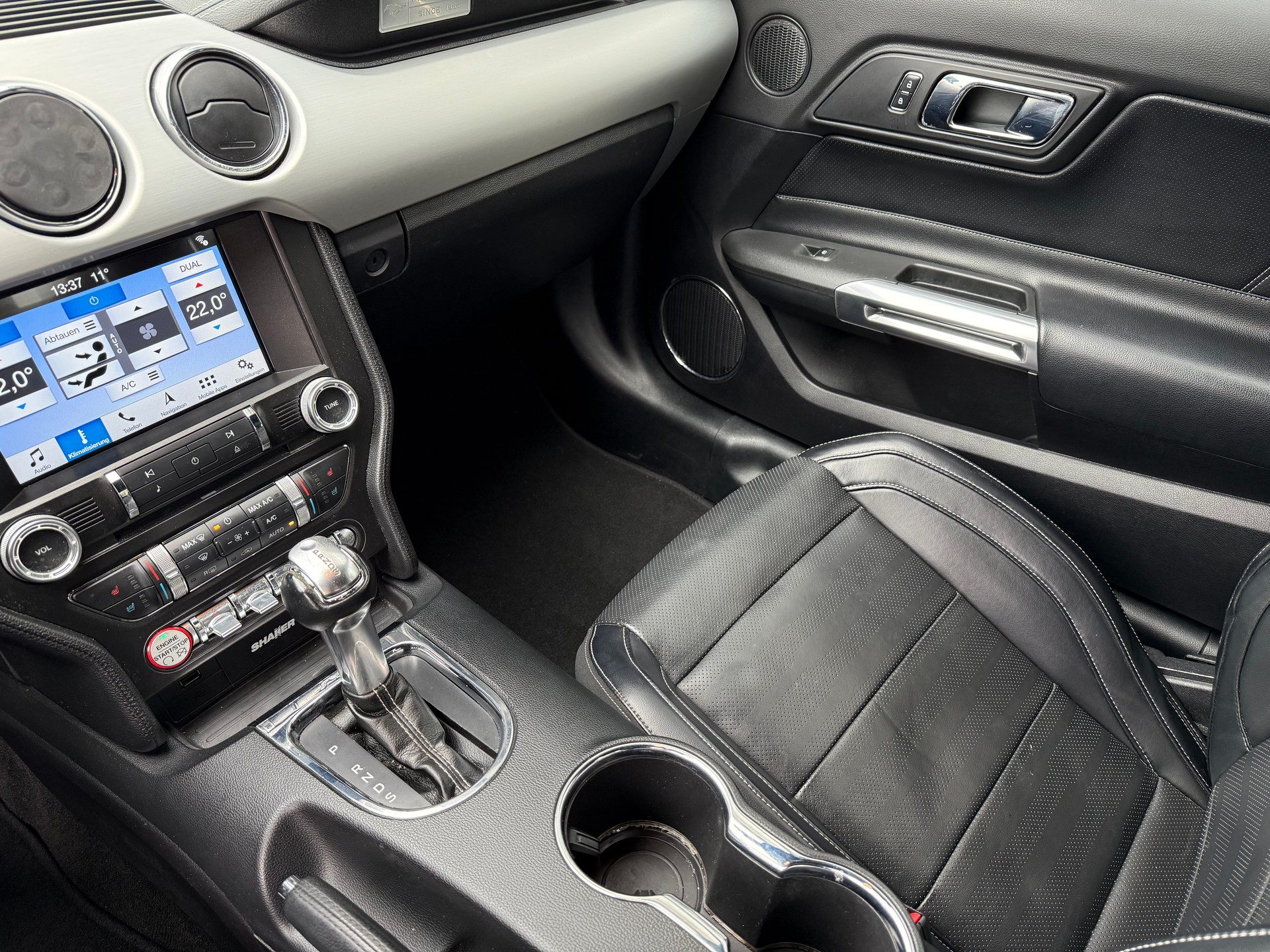 FORD Mustang Fastback 5.0 V8 GT Automat - 14