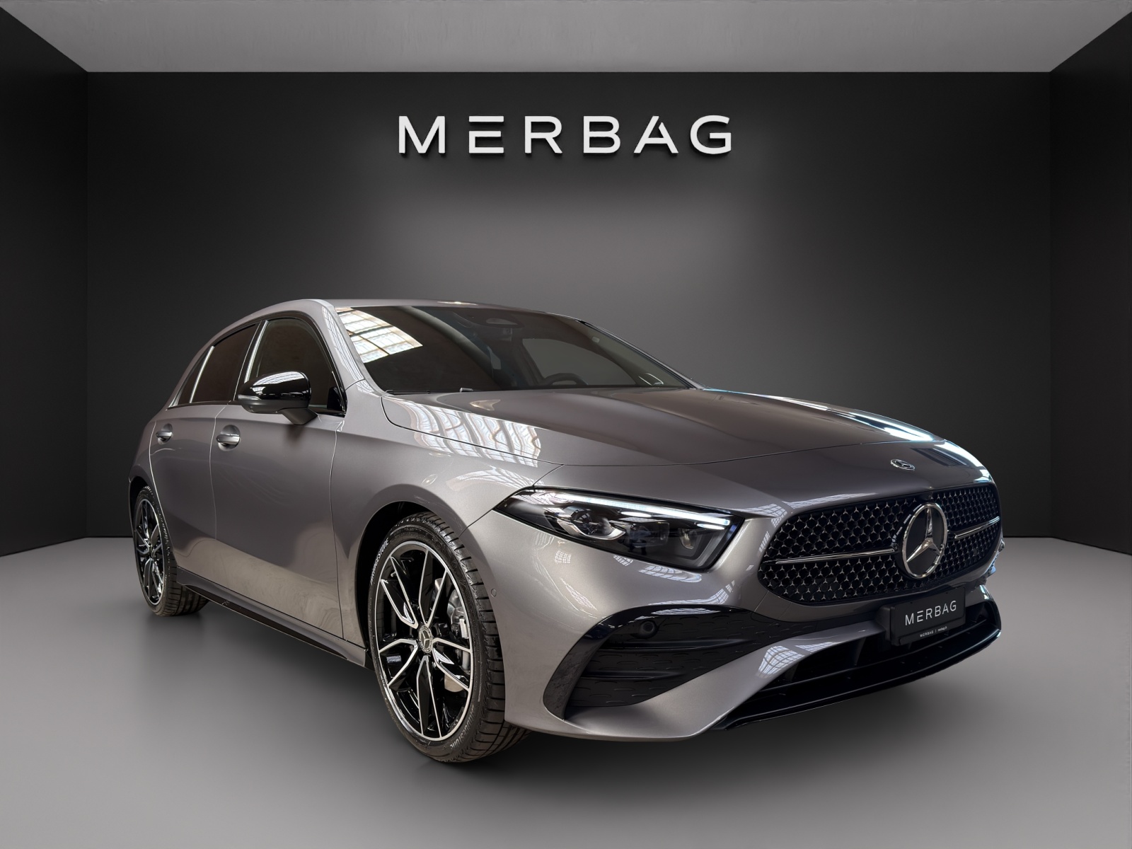 MERCEDES-BENZ A 200 Night Star 7G-DCT