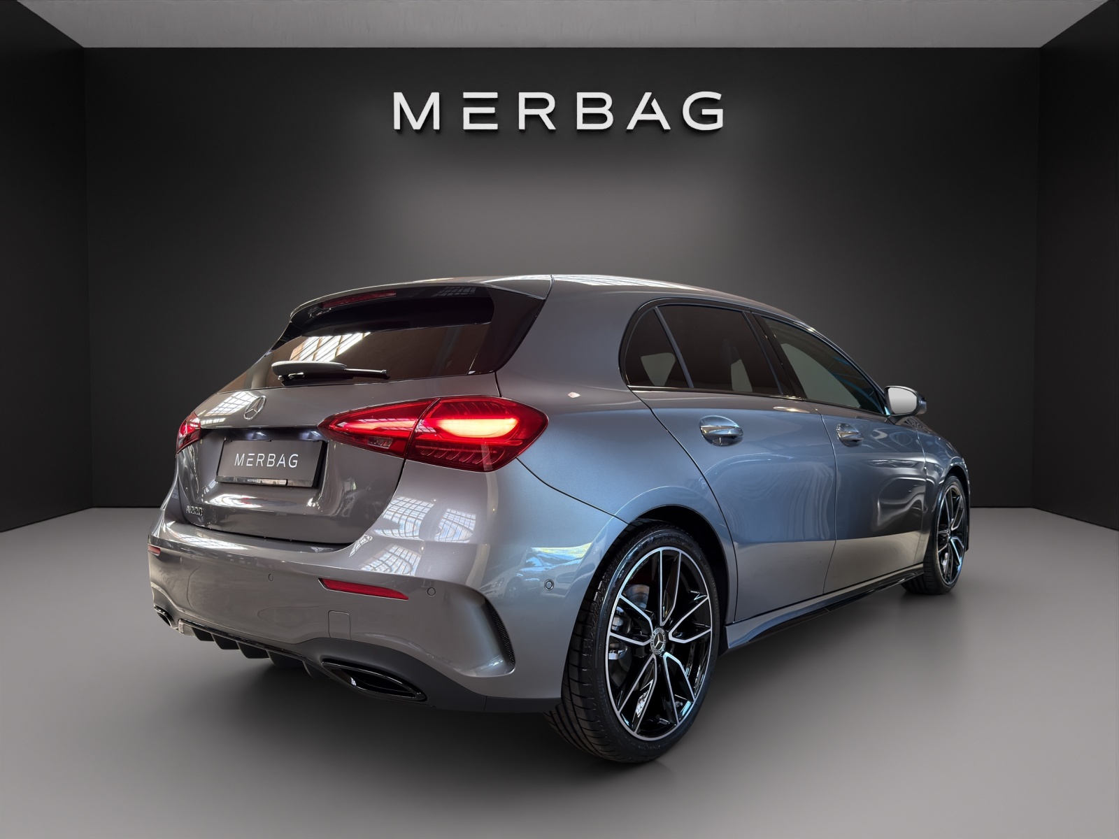 MERCEDES-BENZ A 200 Night Star 7G-DCT - 3