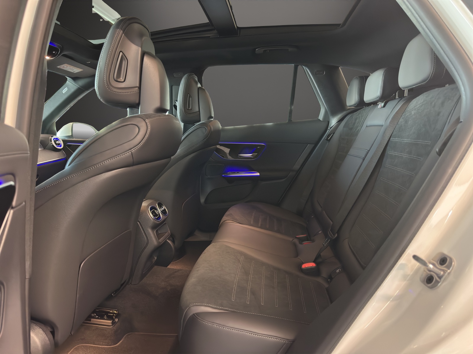 MERCEDES-BENZ GLC 300 4Matic 9G-Tronic AMG Line - 12