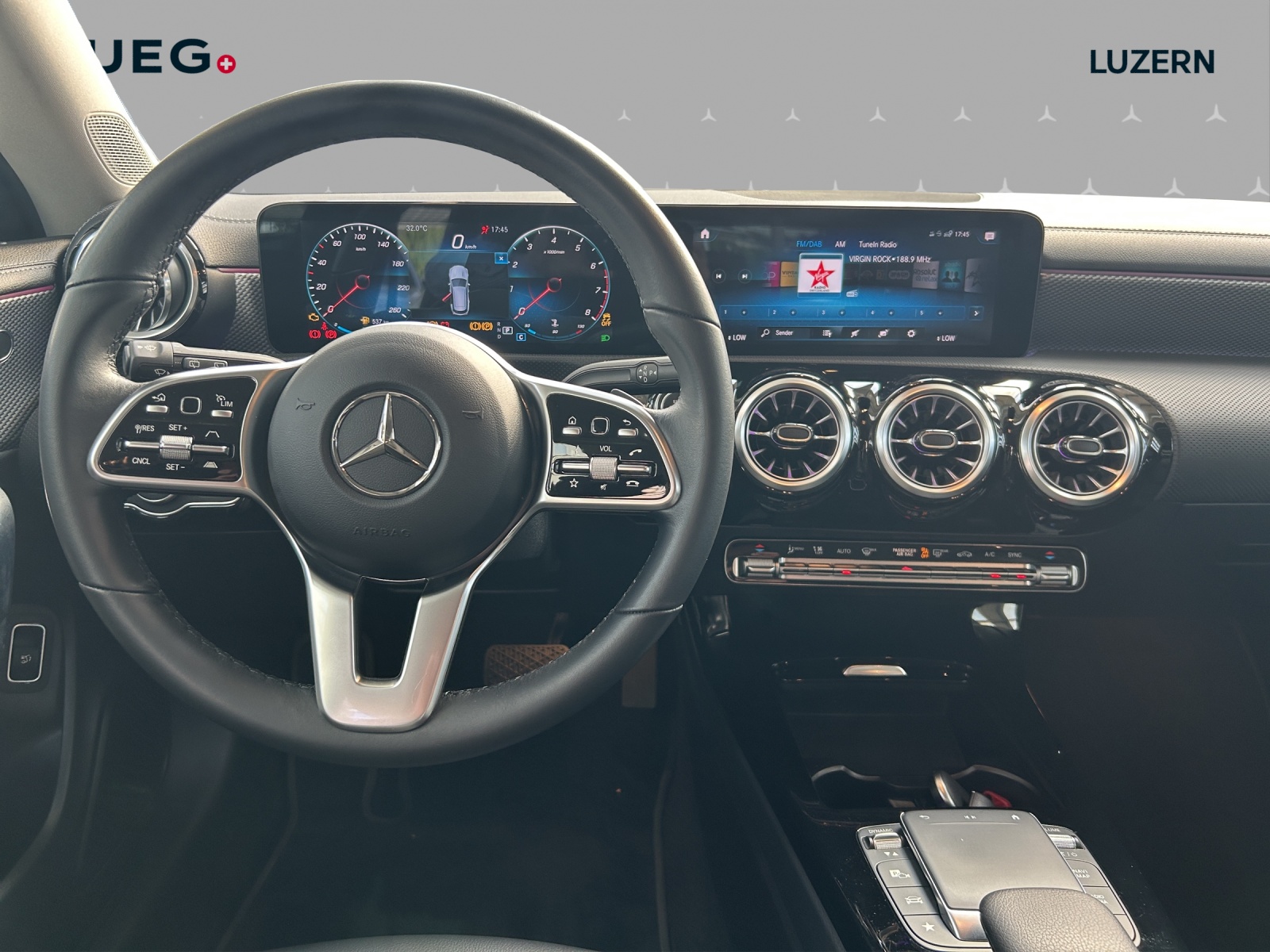 MERCEDES-BENZ CLA Shooting Brake 250 4Matic 7G-DCT Progressive - 11