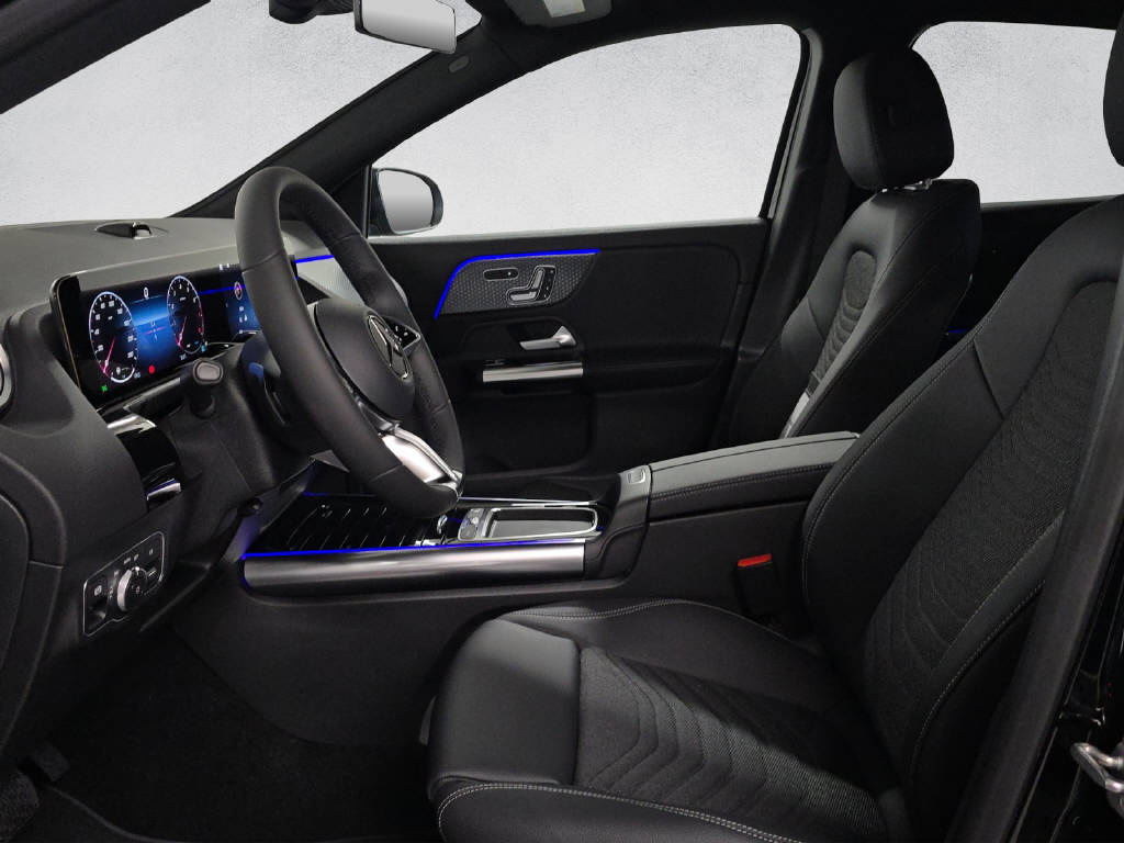 MERCEDES-BENZ GLA 200 Night Star | Auto Lang Special Offer 7 of 8 - 10