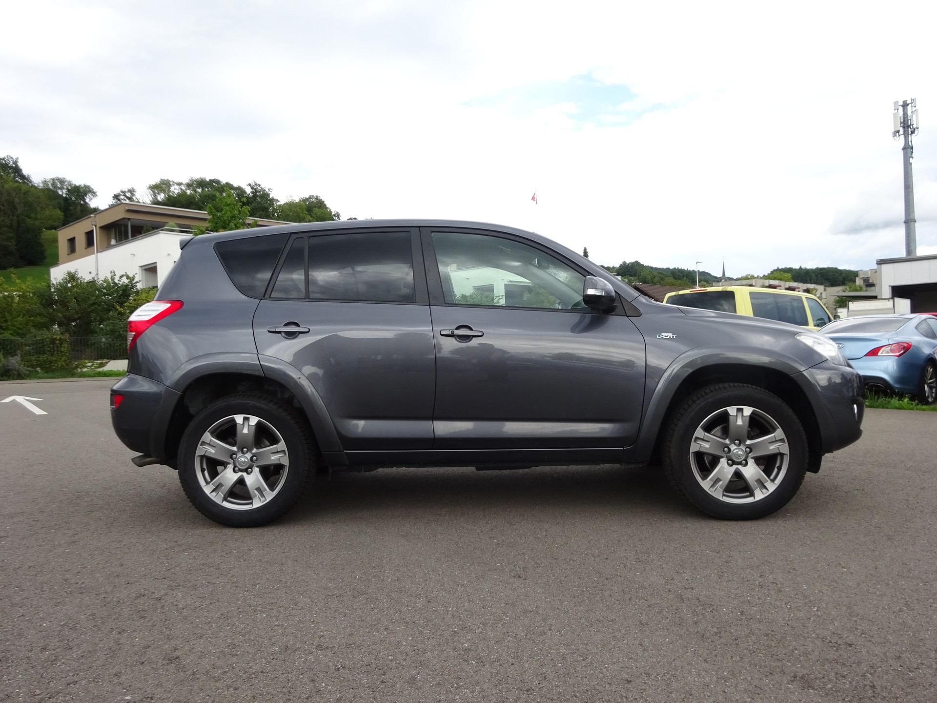 TOYOTA RAV-4 2.2D-CAT Linea Sol Premium AT - 3