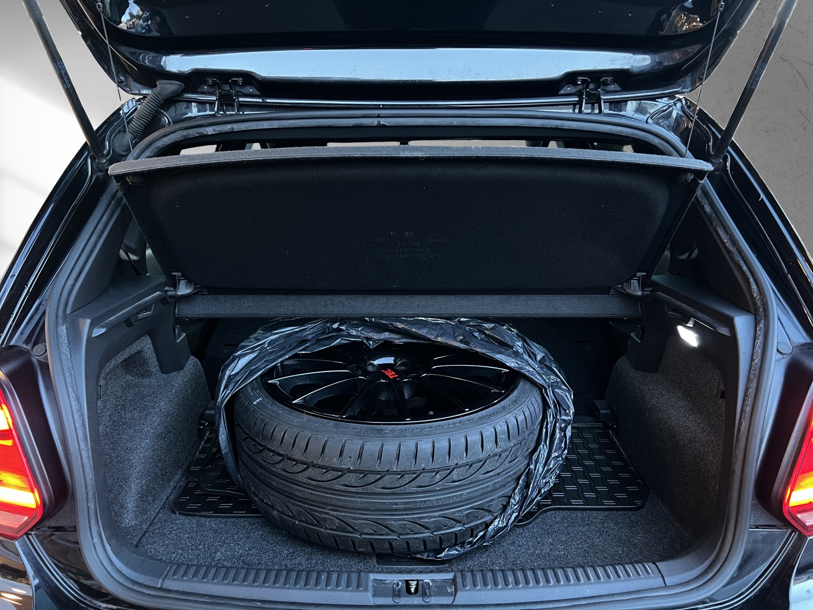 VW Polo 1.8 TSI GTI 230 ABT - 15