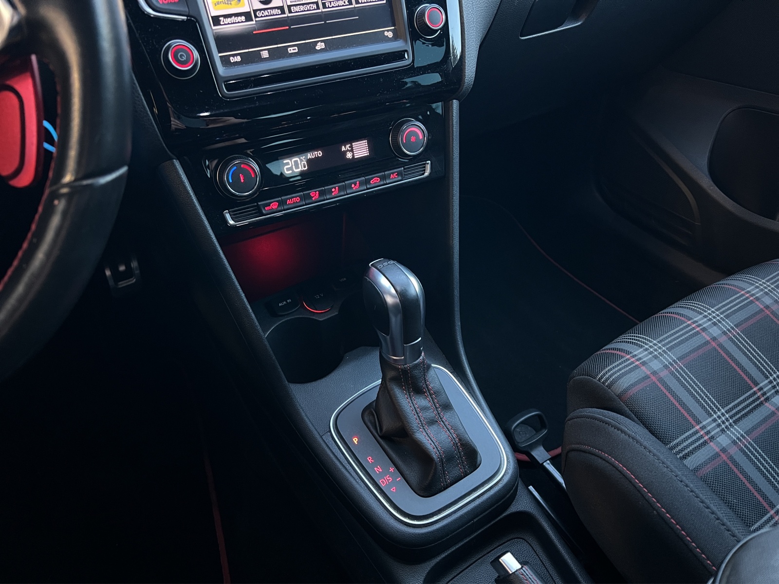 VW Polo 1.8 TSI GTI 230 ABT - 11