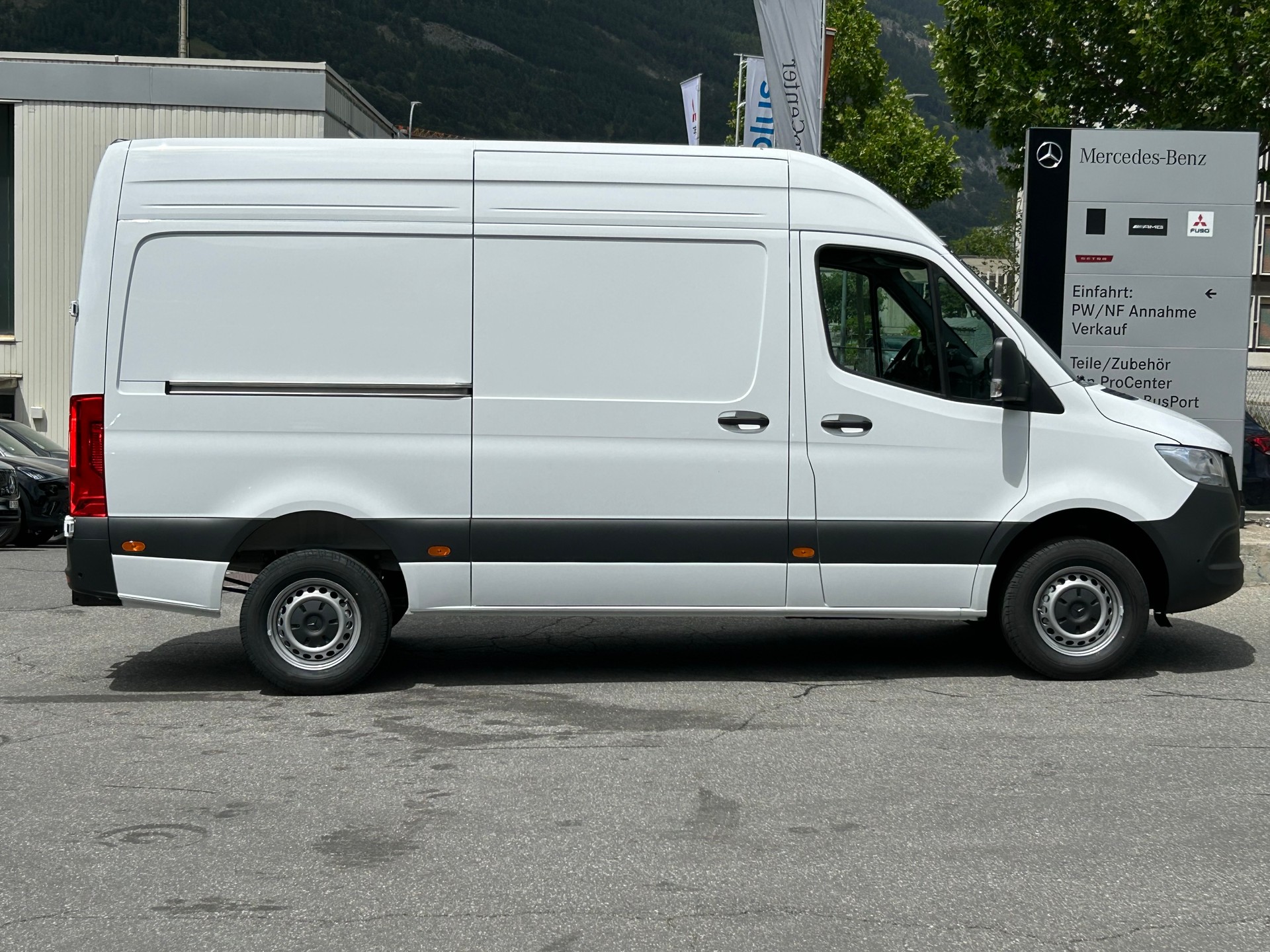 MERCEDES-BENZ Sprinter 317 CDI PRO KA Standard - 9
