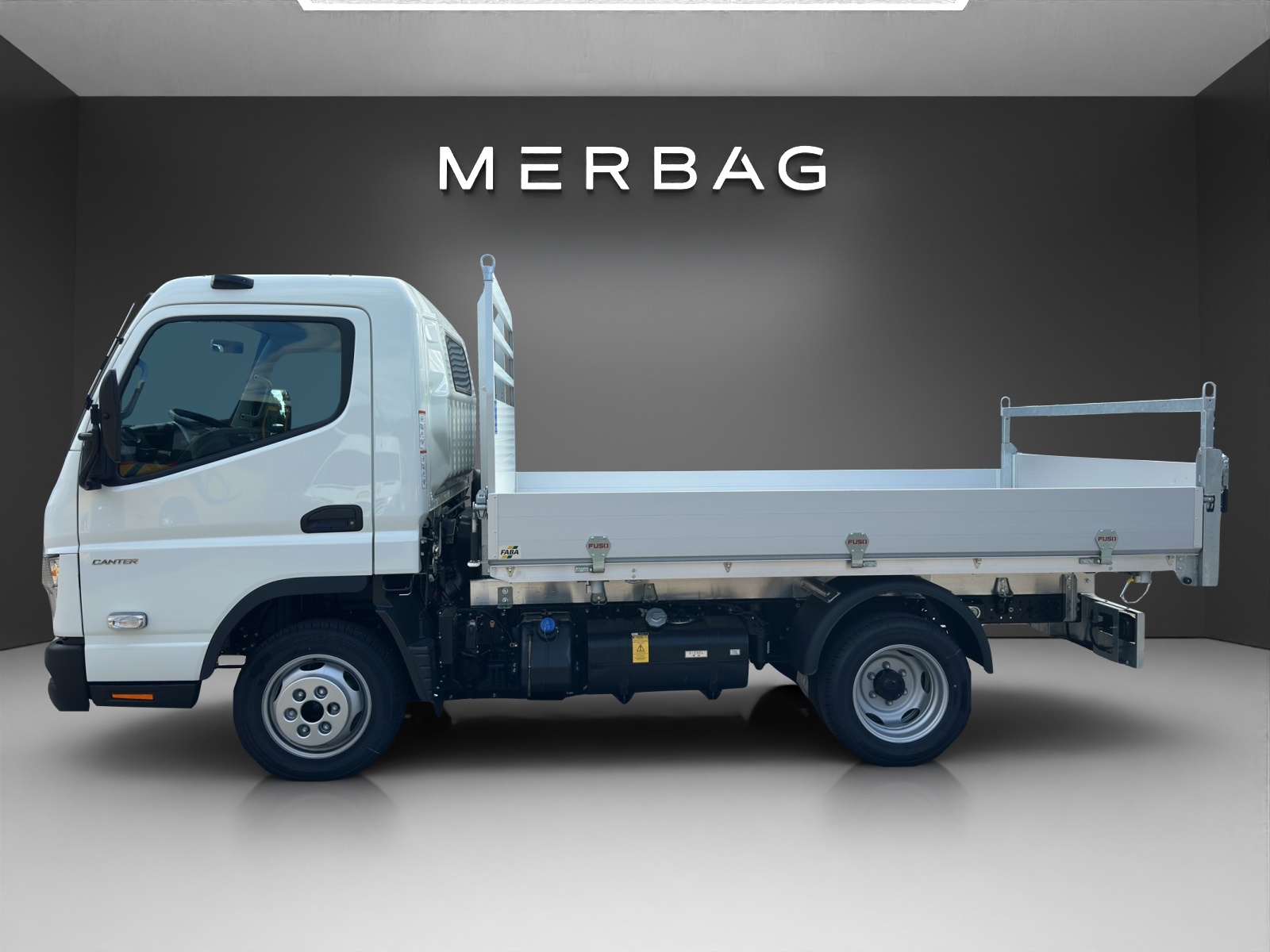 MITSUBISHI FUSO Canter 3C15 - 4
