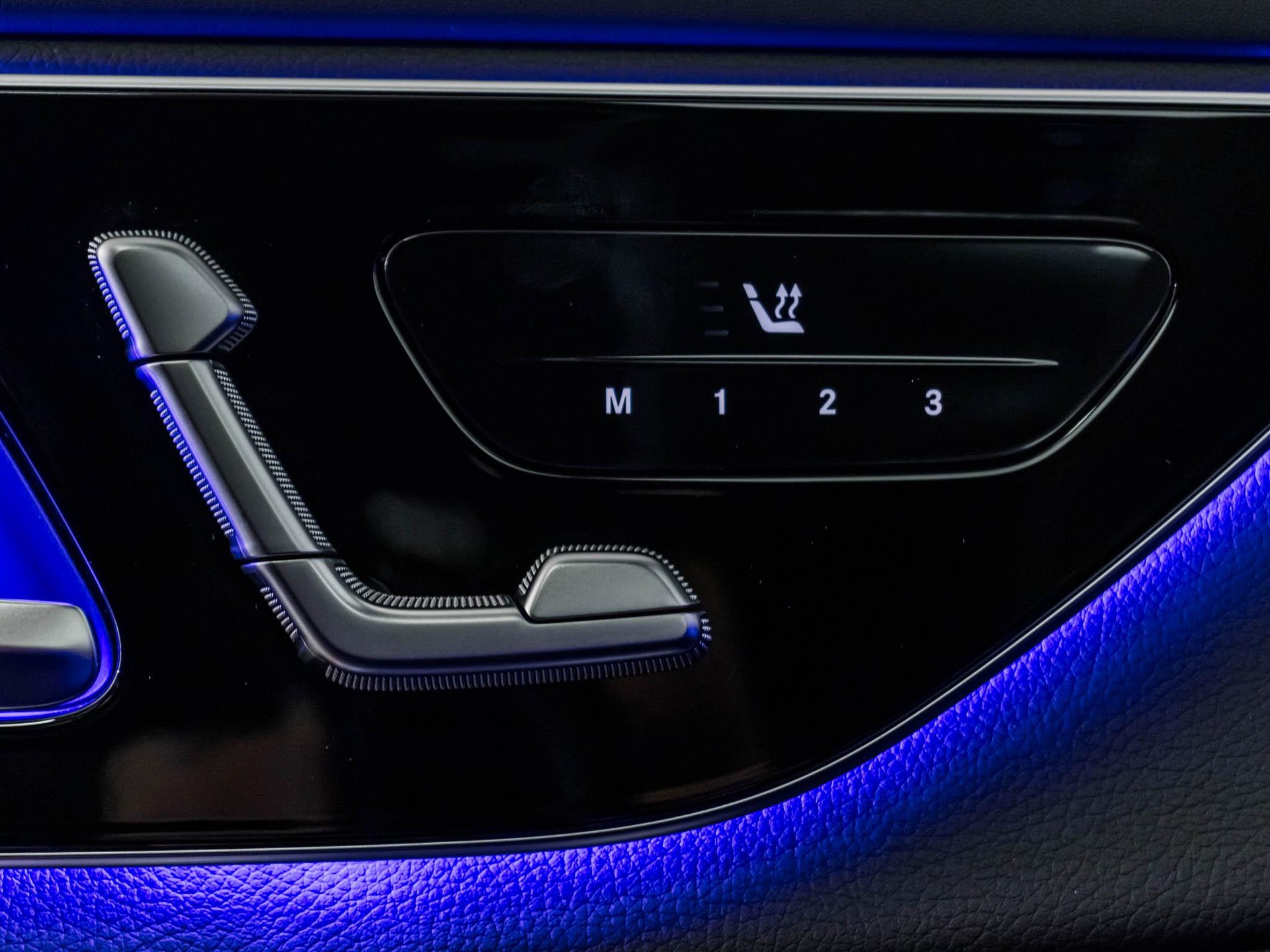 MERCEDES-BENZ GLC 300 de 4MATIC - 13