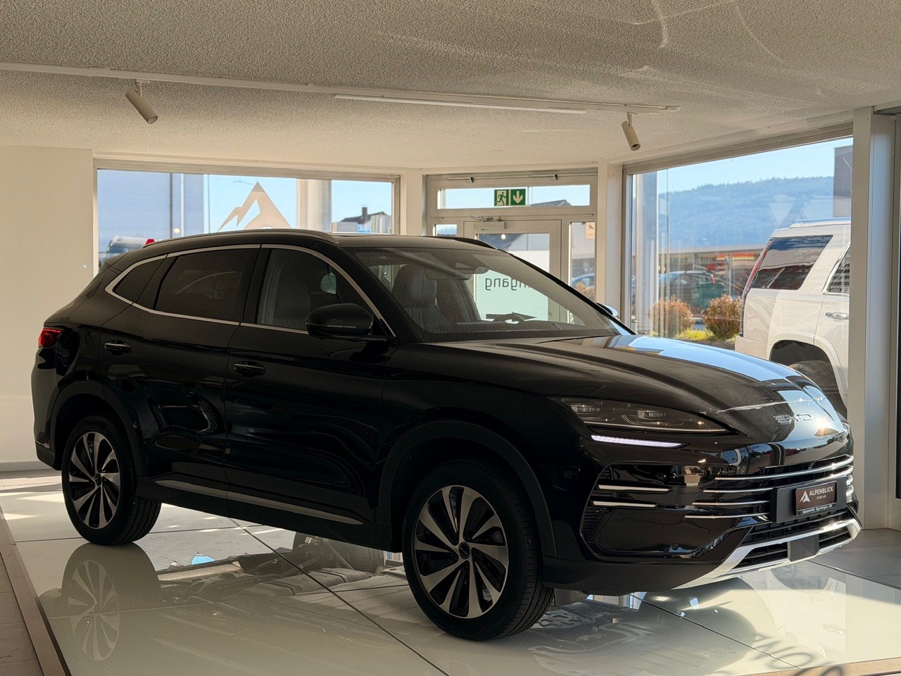 BYD Seal U DM-i Design AWD - 5