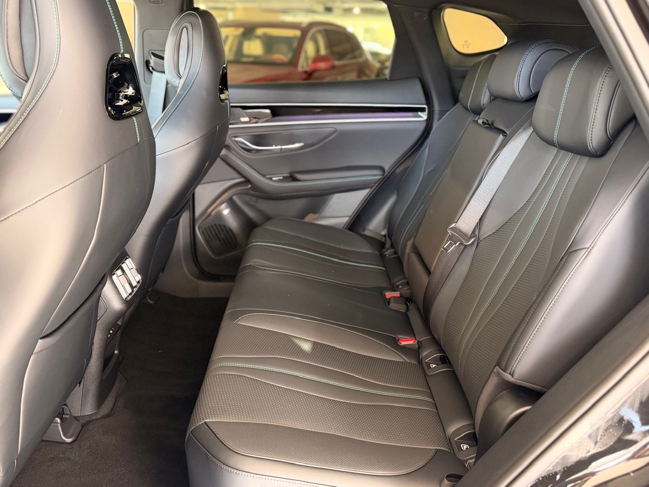 BYD Seal U DM-i Design AWD - 16