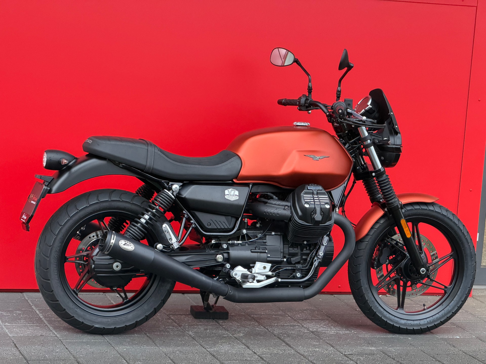 MOTO GUZZI V7 IV 850 Stone - 11