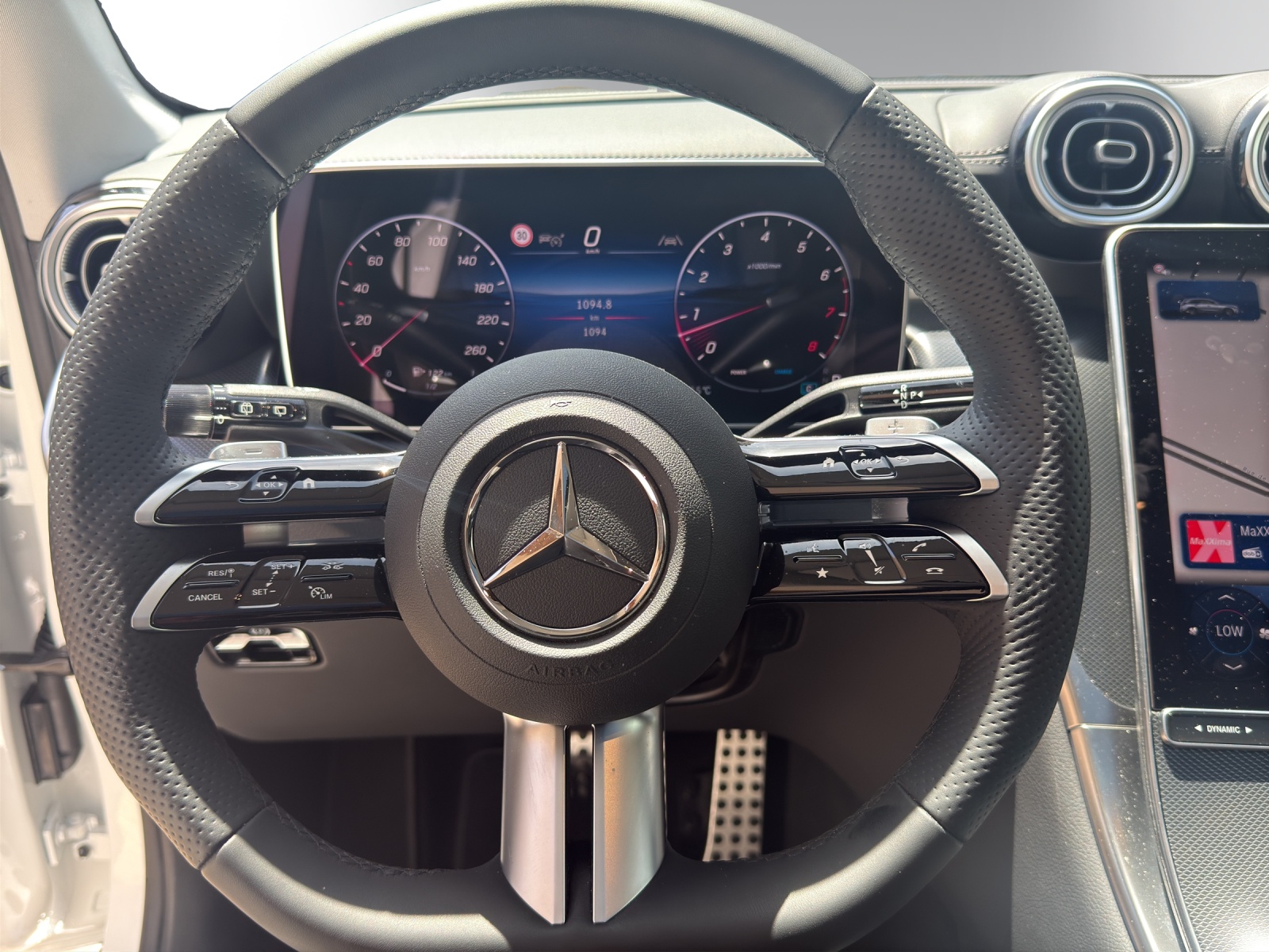 MERCEDES-BENZ GLC 200 4Matic 9G-Tronic - 14