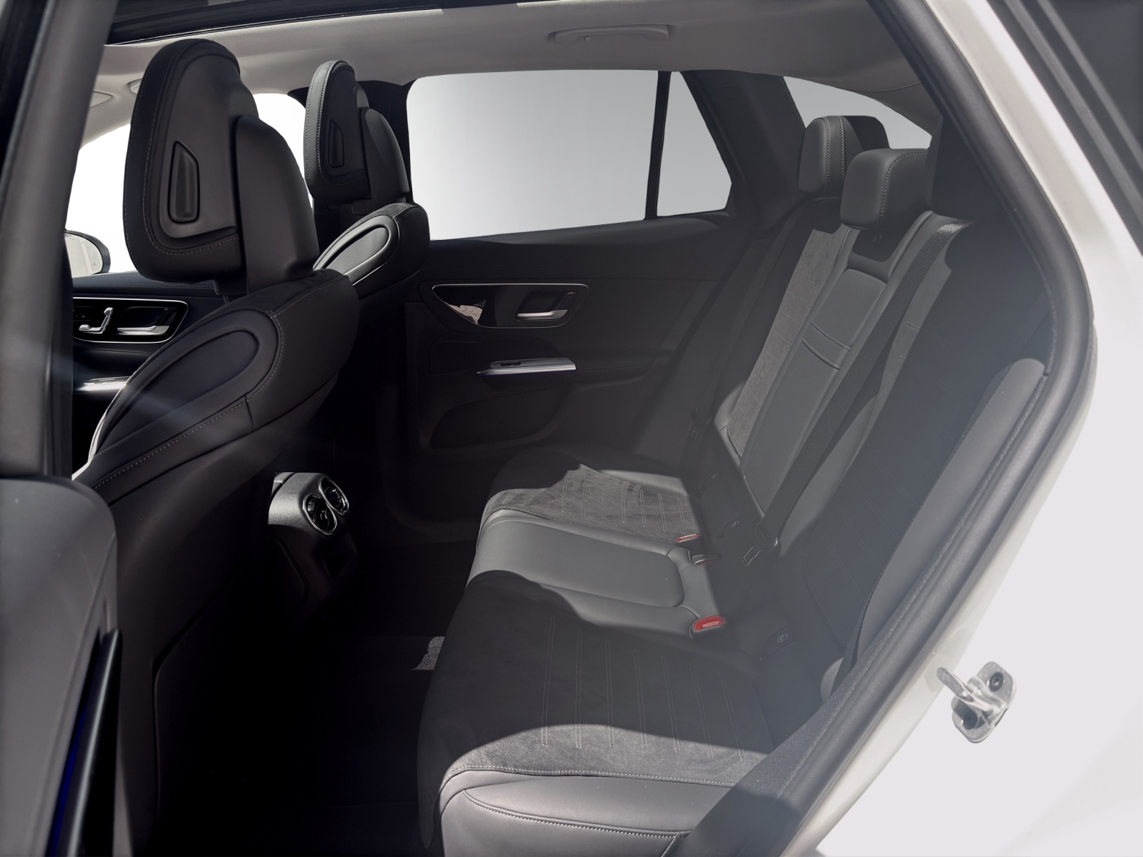 MERCEDES-BENZ GLC 200 4Matic 9G-Tronic - 11
