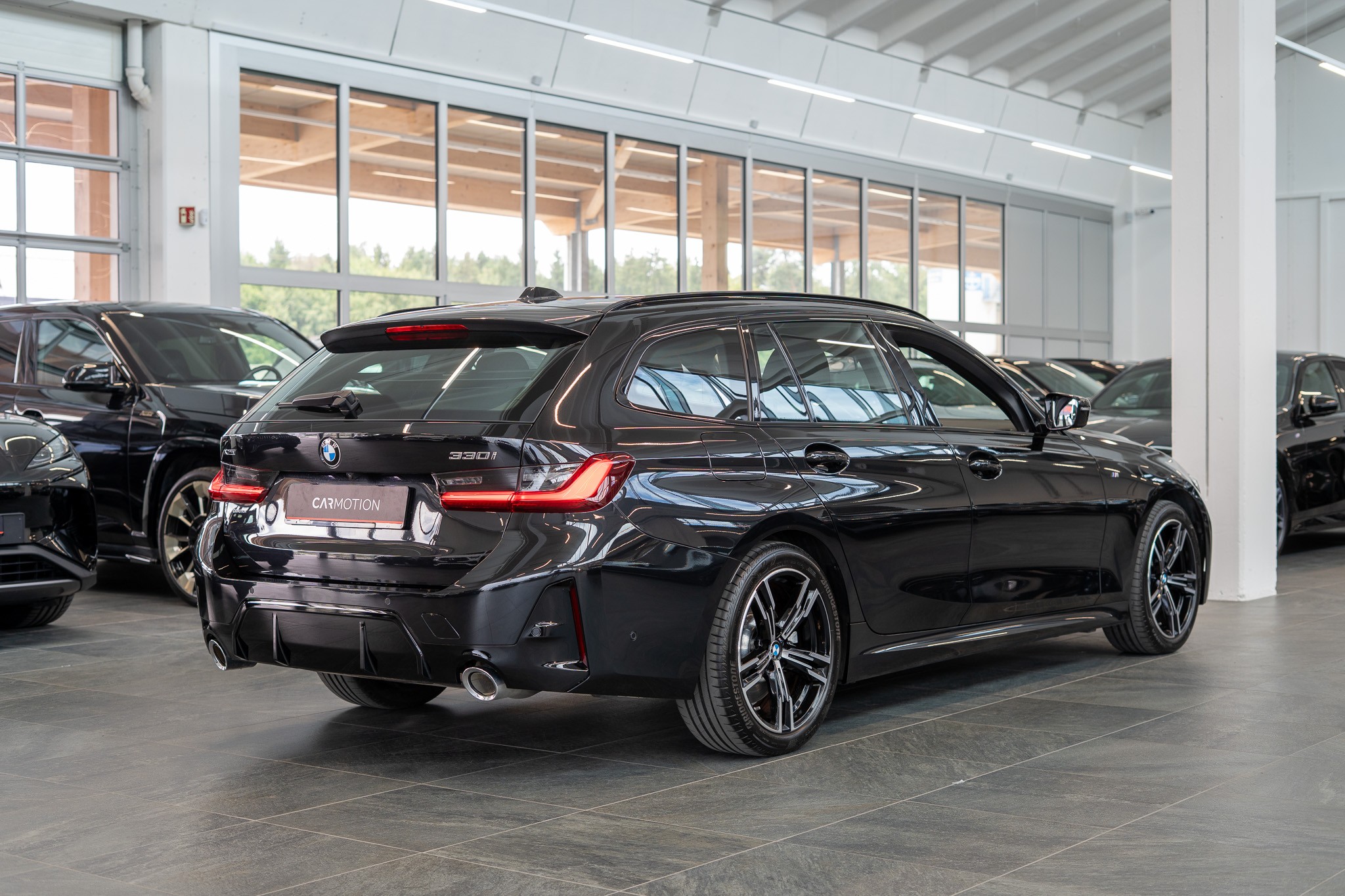 330i xDrive M Sport Touring / LCI / Rückfahrkamera / el.Heckklappe
