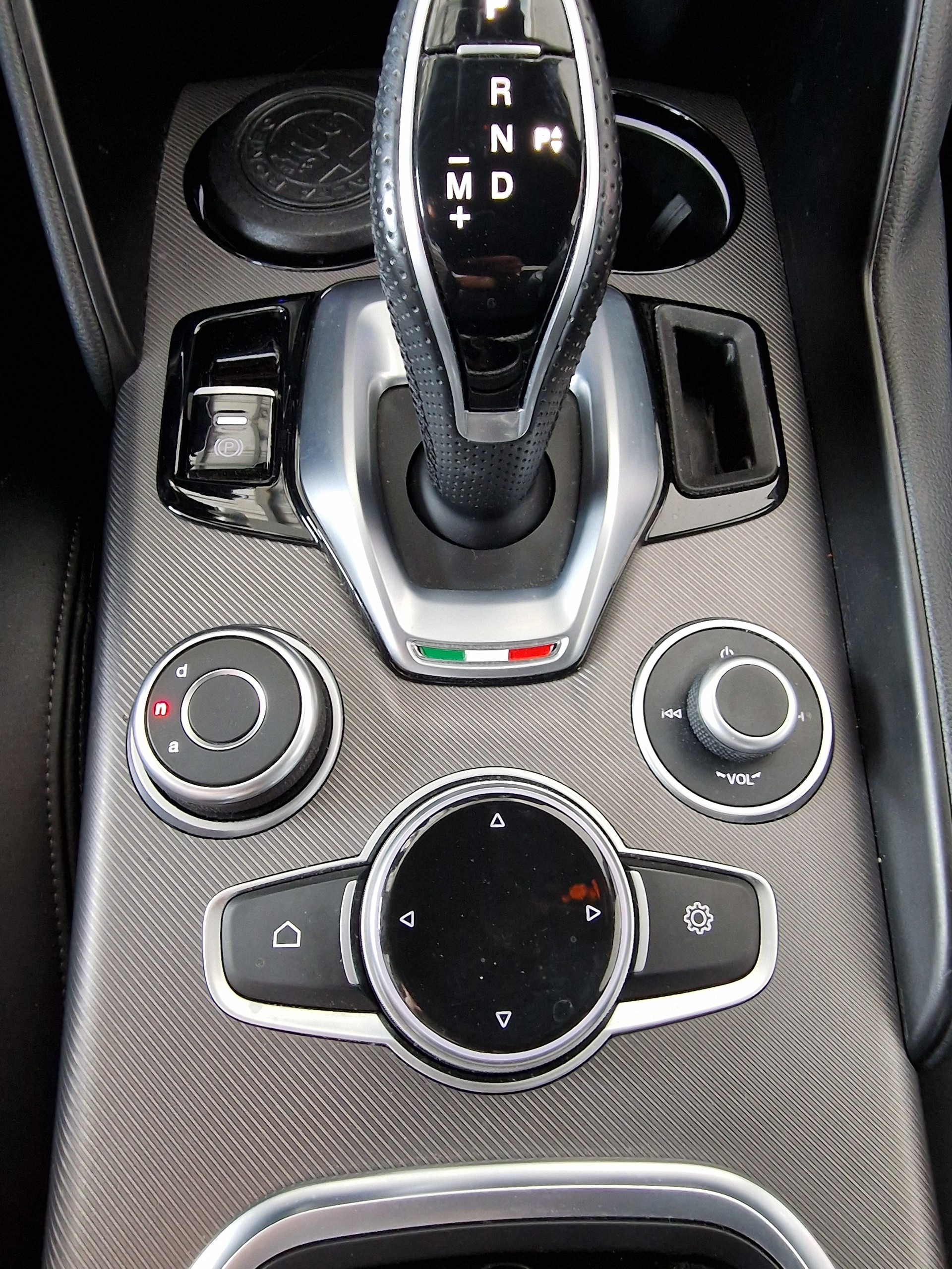 ALFA ROMEO Giulia 2.0 Veloce Q4 Automatic8x Alu 24Mt Gara - 23
