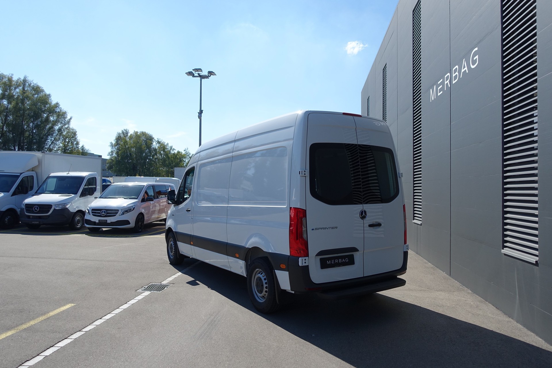 MERCEDES-BENZ eSprinter 312 47kWh Standard - 4