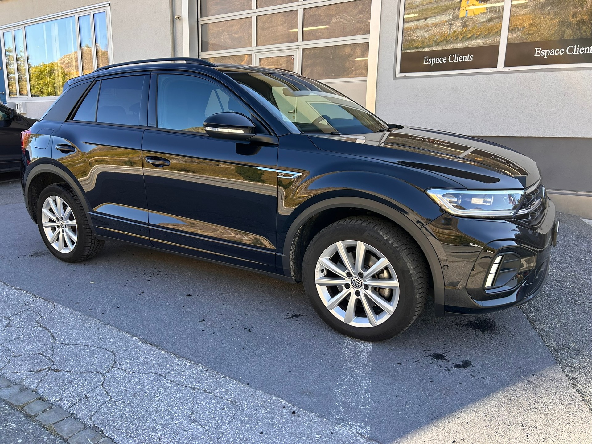 VW T-Roc 2.0 TSI R-Line DSG 4Motion - 3