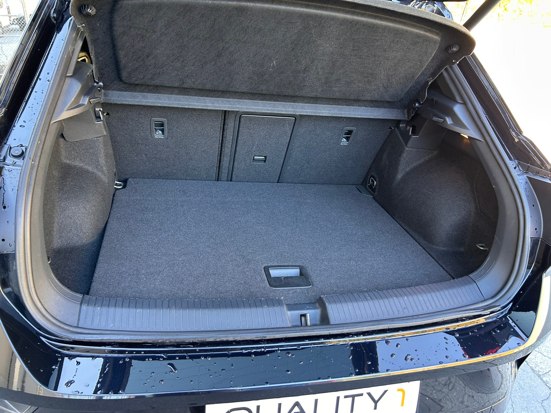 VW T-Roc 2.0 TSI R-Line DSG 4Motion - 8