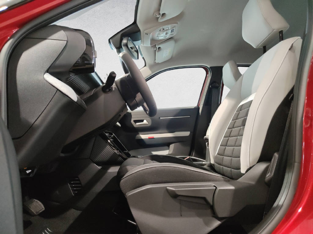 CITROEN C3 1.2 Hybrid Max - 10