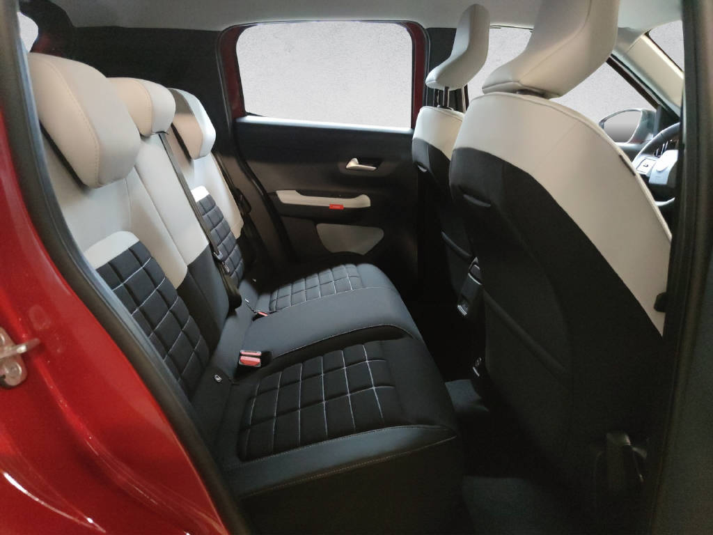 CITROEN C3 1.2 Hybrid Max - 13