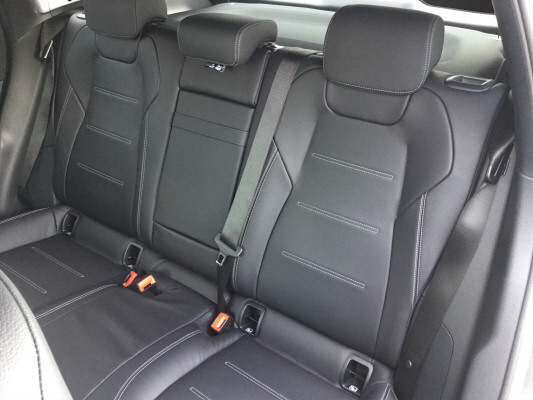 MERCEDES-BENZ EQA 350 4M Swiss Star - 11