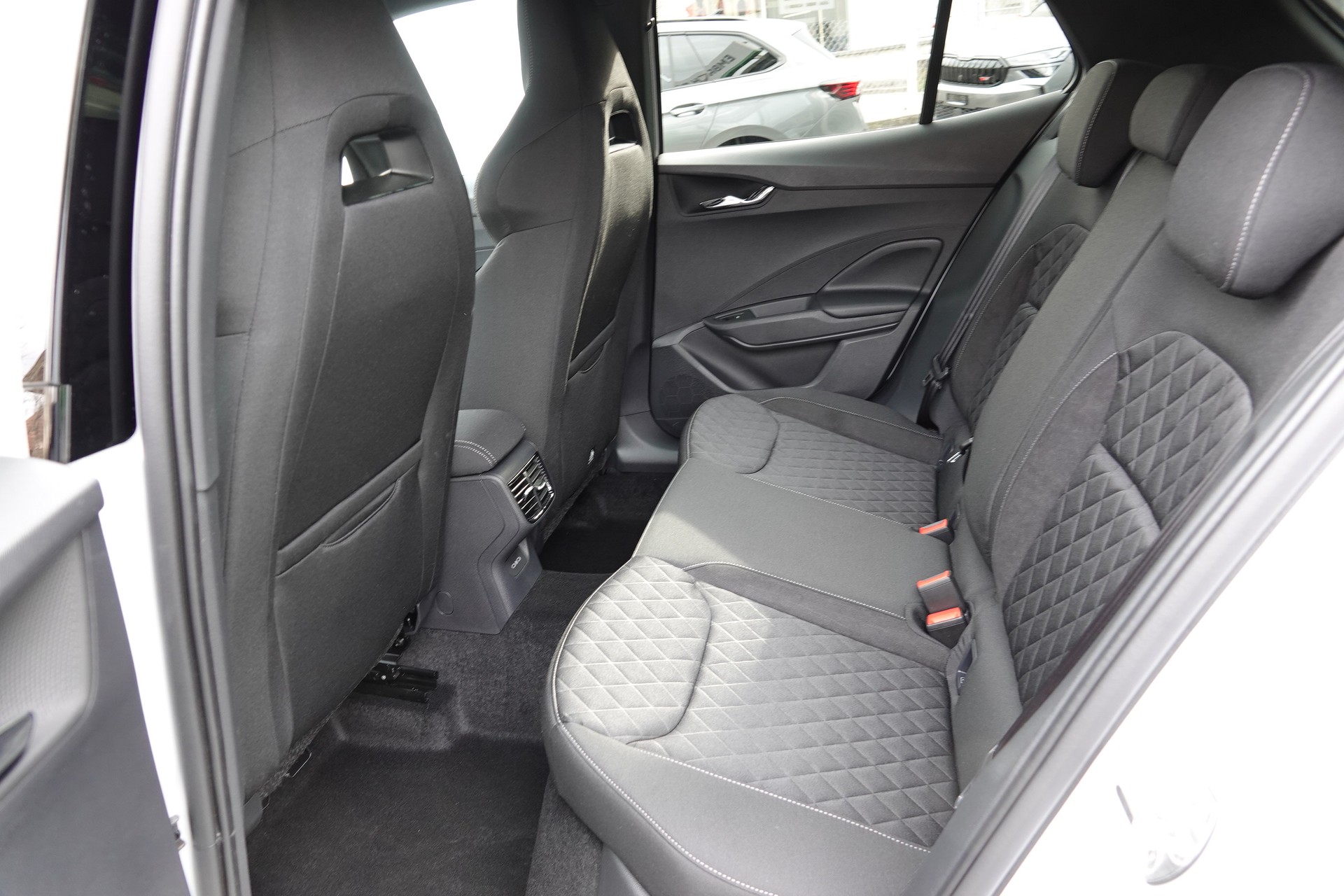 SKODA Fab. 1.0 TSI Dynamic DSG - 16