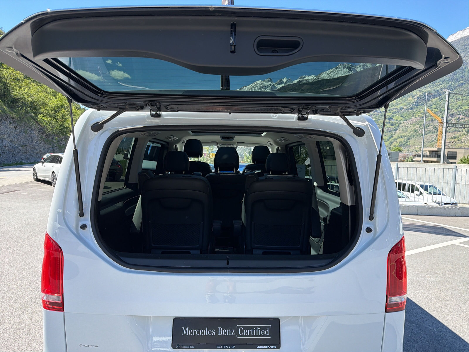 MERCEDES-BENZ V 300 d SwissEdition L 4M - 24