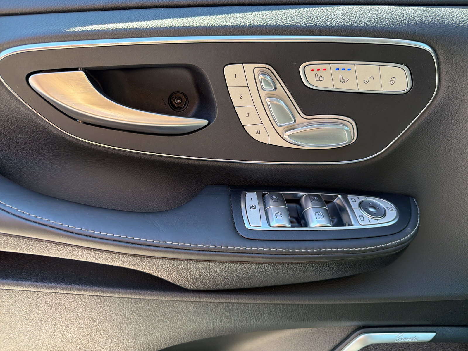 MERCEDES-BENZ V 300 d SwissEdition L 4M - 12
