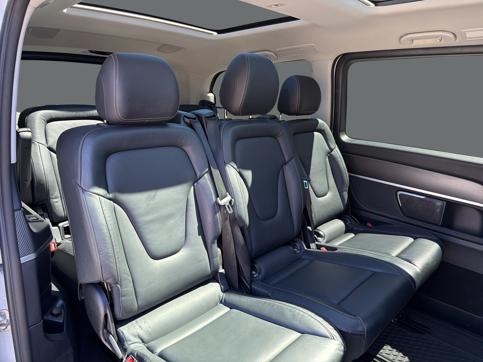 MERCEDES-BENZ V 300 d SwissEdition L 4M - 19