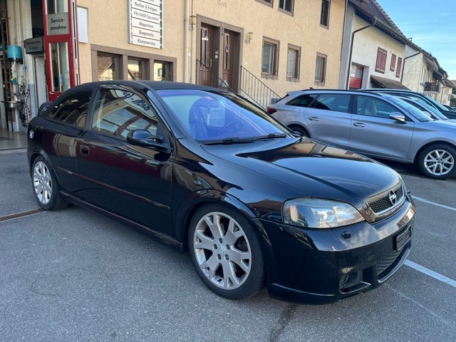 OPEL Astra 2.0i 16V Turbo OPC - 2