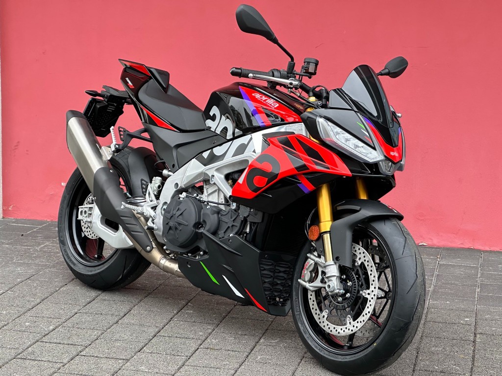 APRILIA Tuono V4 1100 Factory - 7