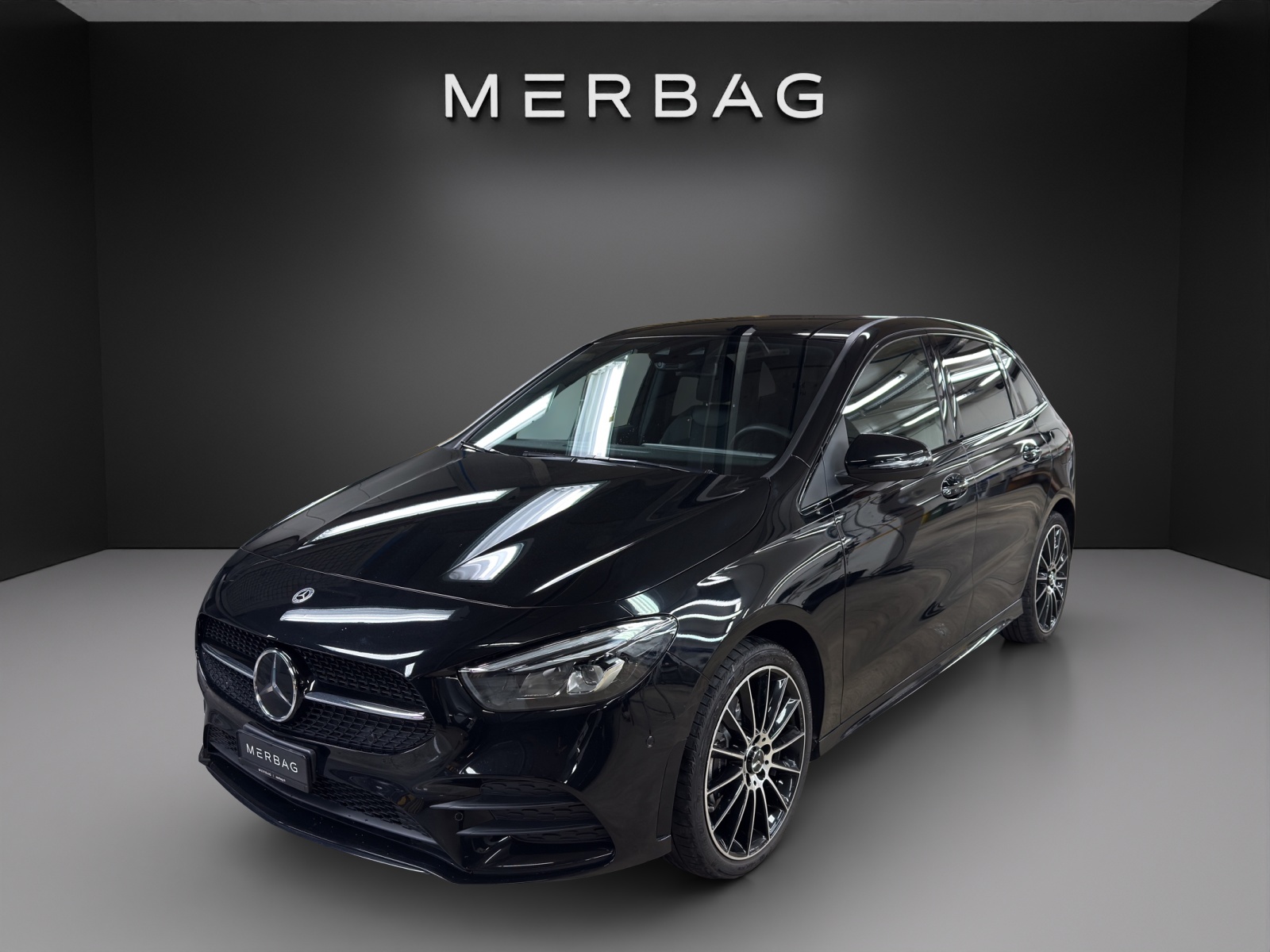MERCEDES-BENZ B 250 e AMG Line