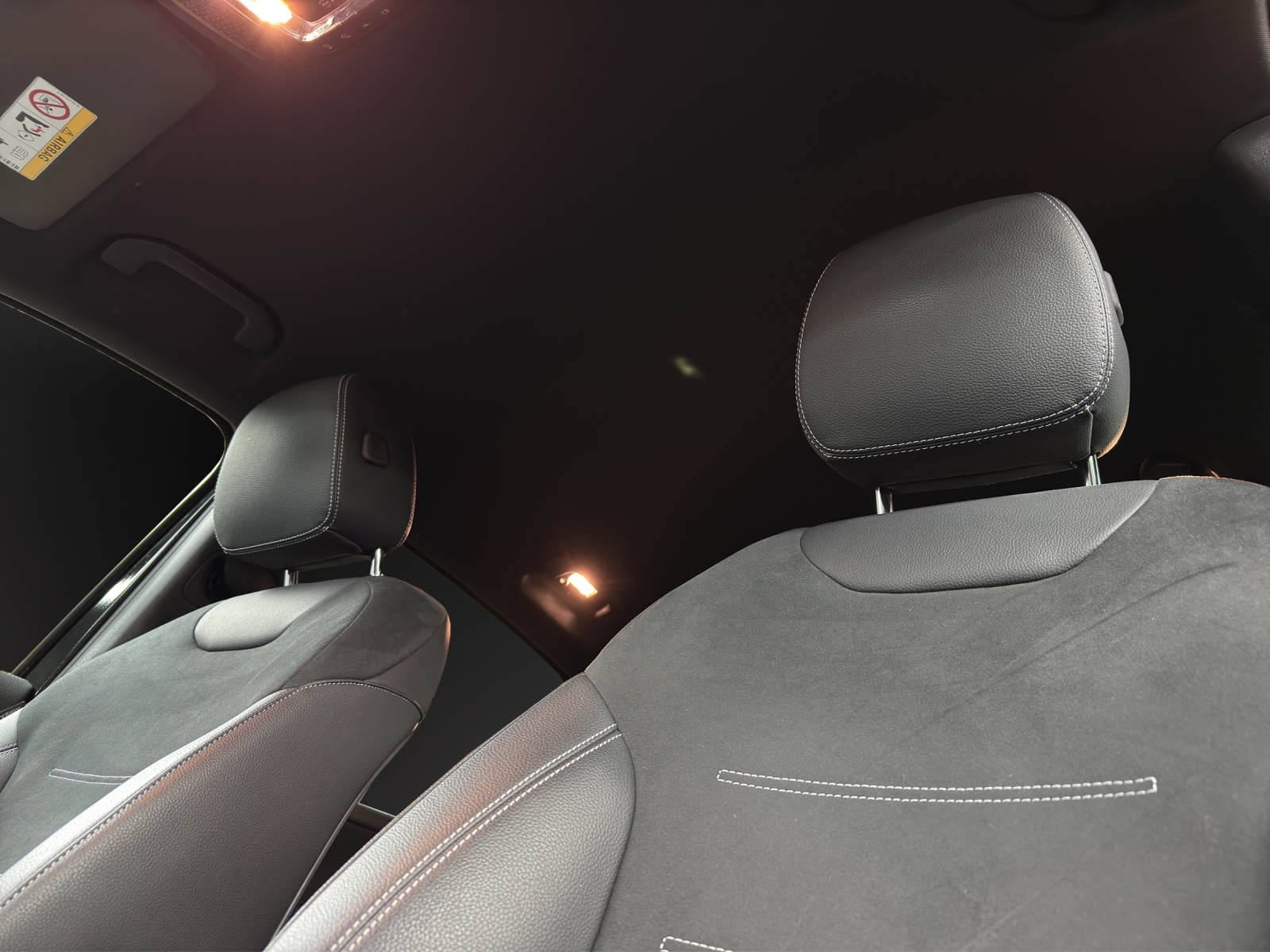 MERCEDES-BENZ B 250 e AMG Line - 14