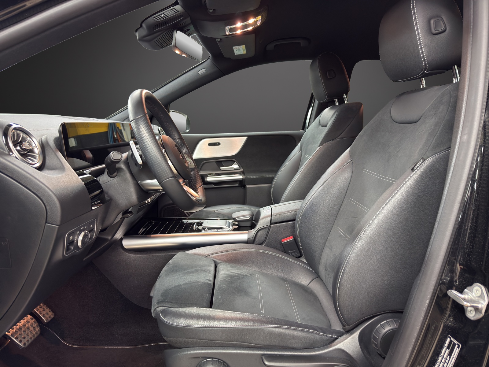 MERCEDES-BENZ B 250 e AMG Line - 10