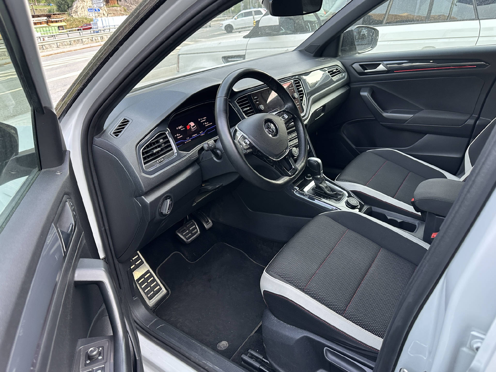 VW T-Roc 2.0 TSI Sport DSG 4motion - 8