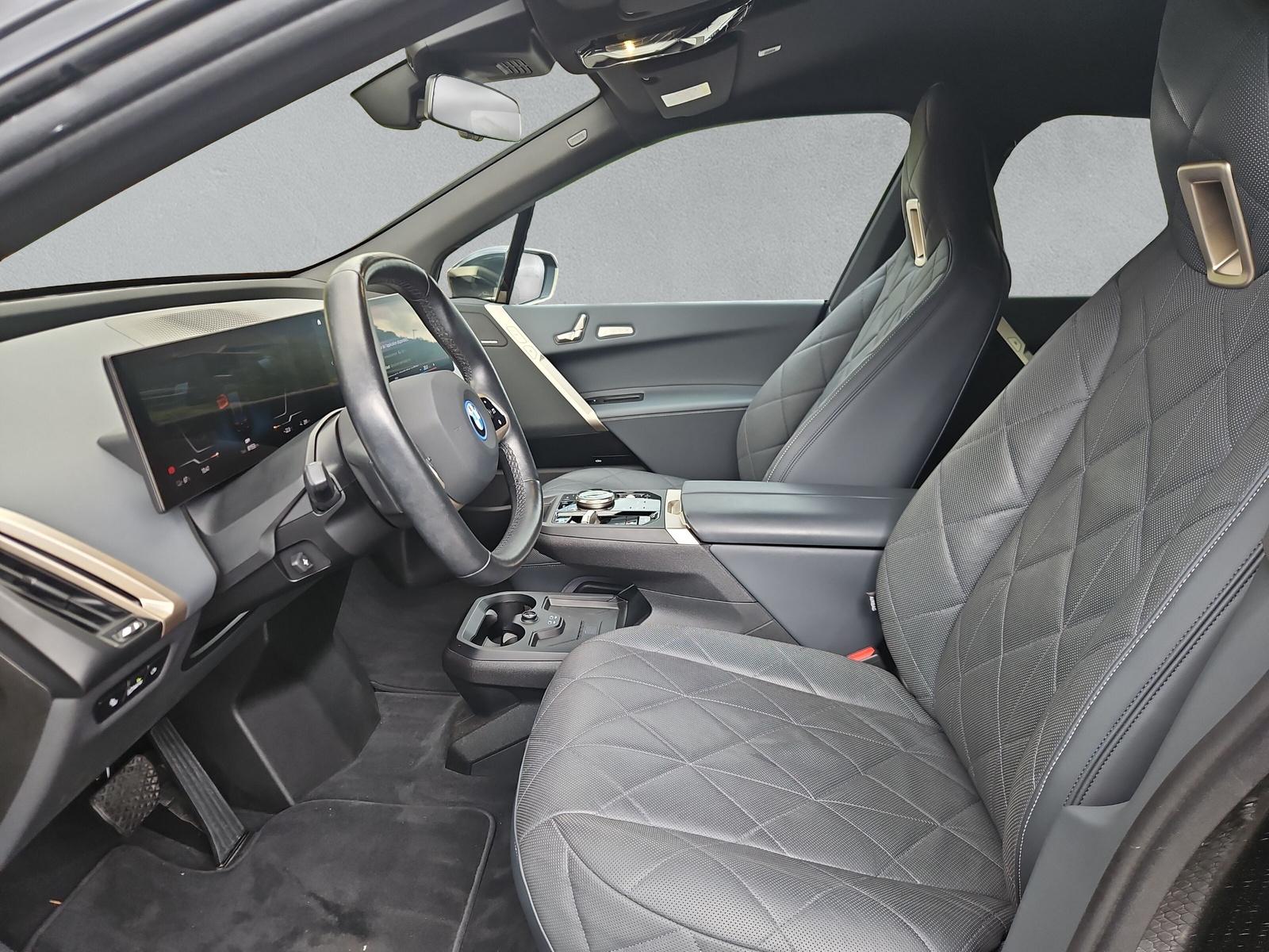 BMW iX xDrive40 Sport i20 (CH) ** Action Leasing à 1.9% **📍 - 12