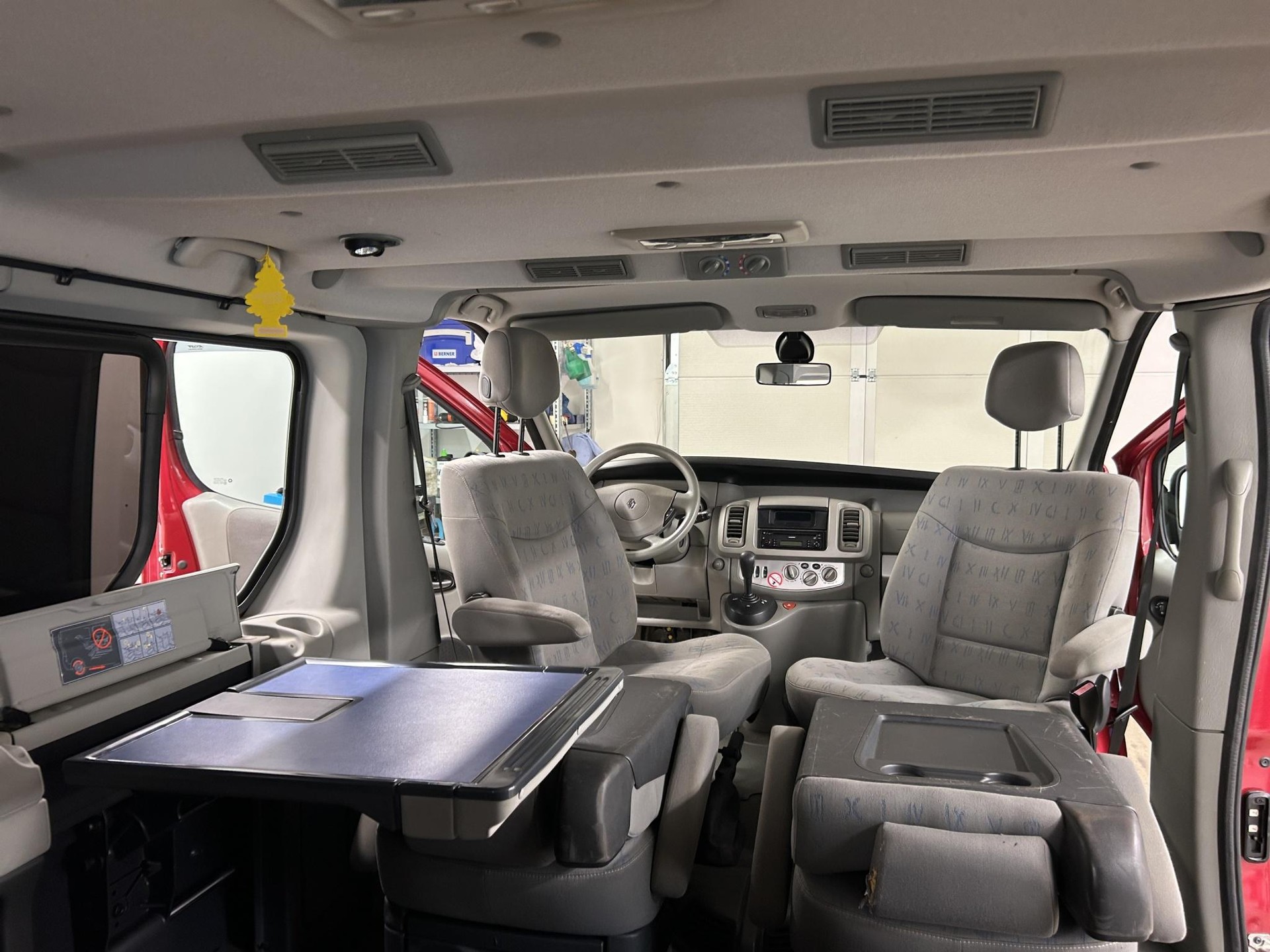 RENAULT Trafic Bus 2.7 t L1 H1 2.5 dCi 146 Generation Q. - 15