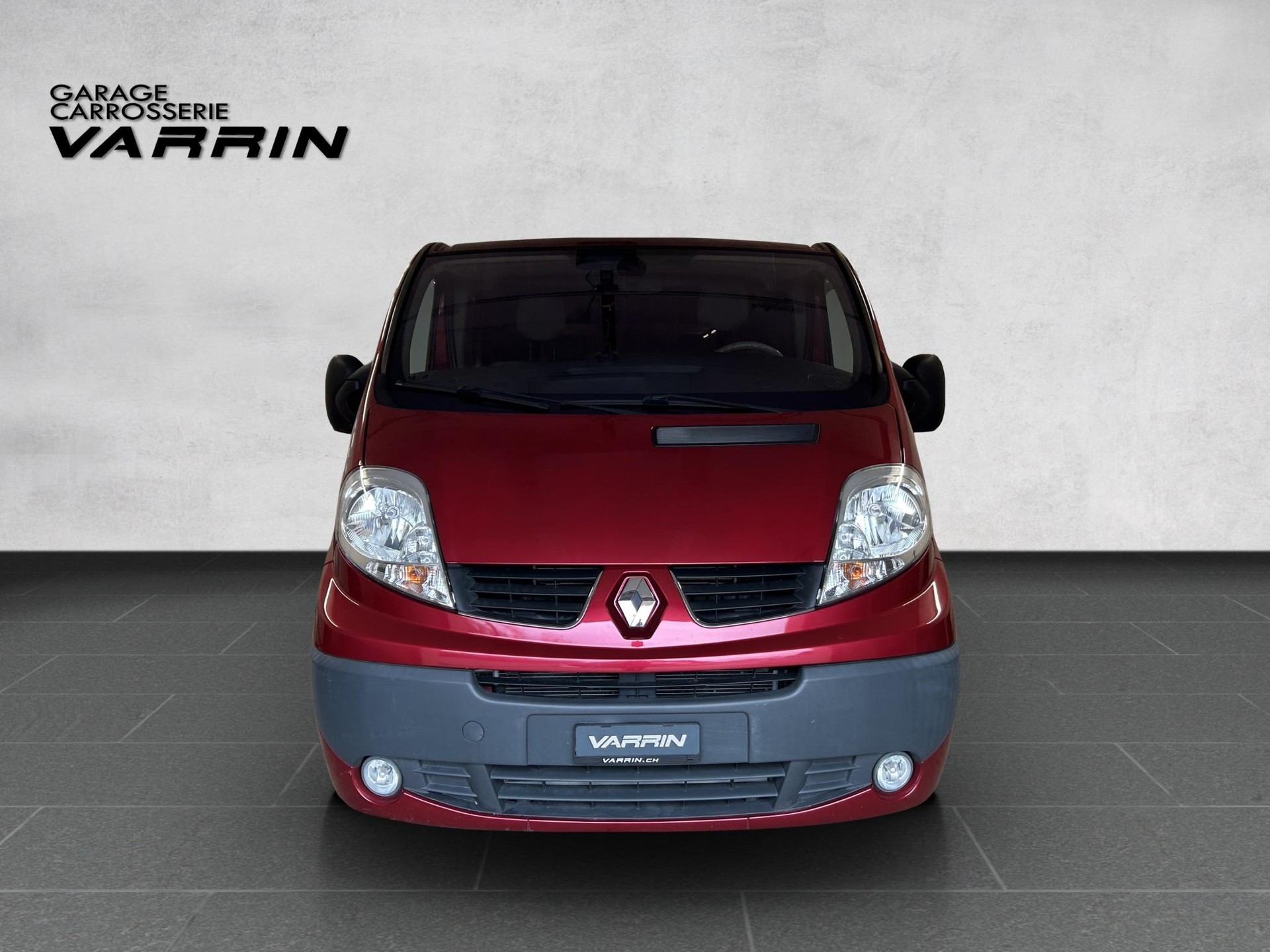 RENAULT Trafic Bus 2.7 t L1 H1 2.5 dCi 146 Generation Q. - 2